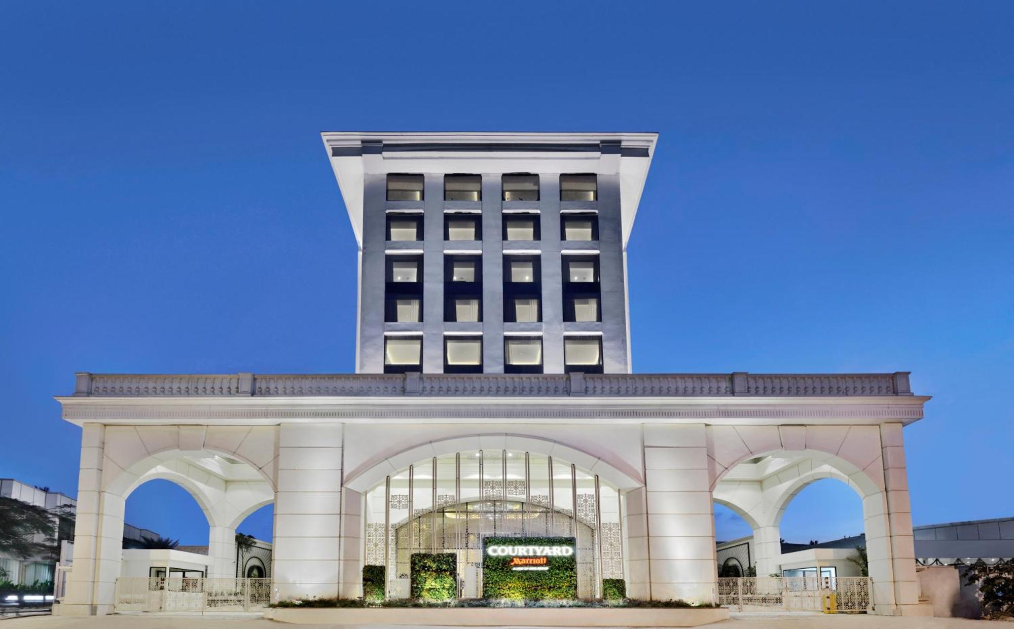Courtyard By Marriott Hebbal