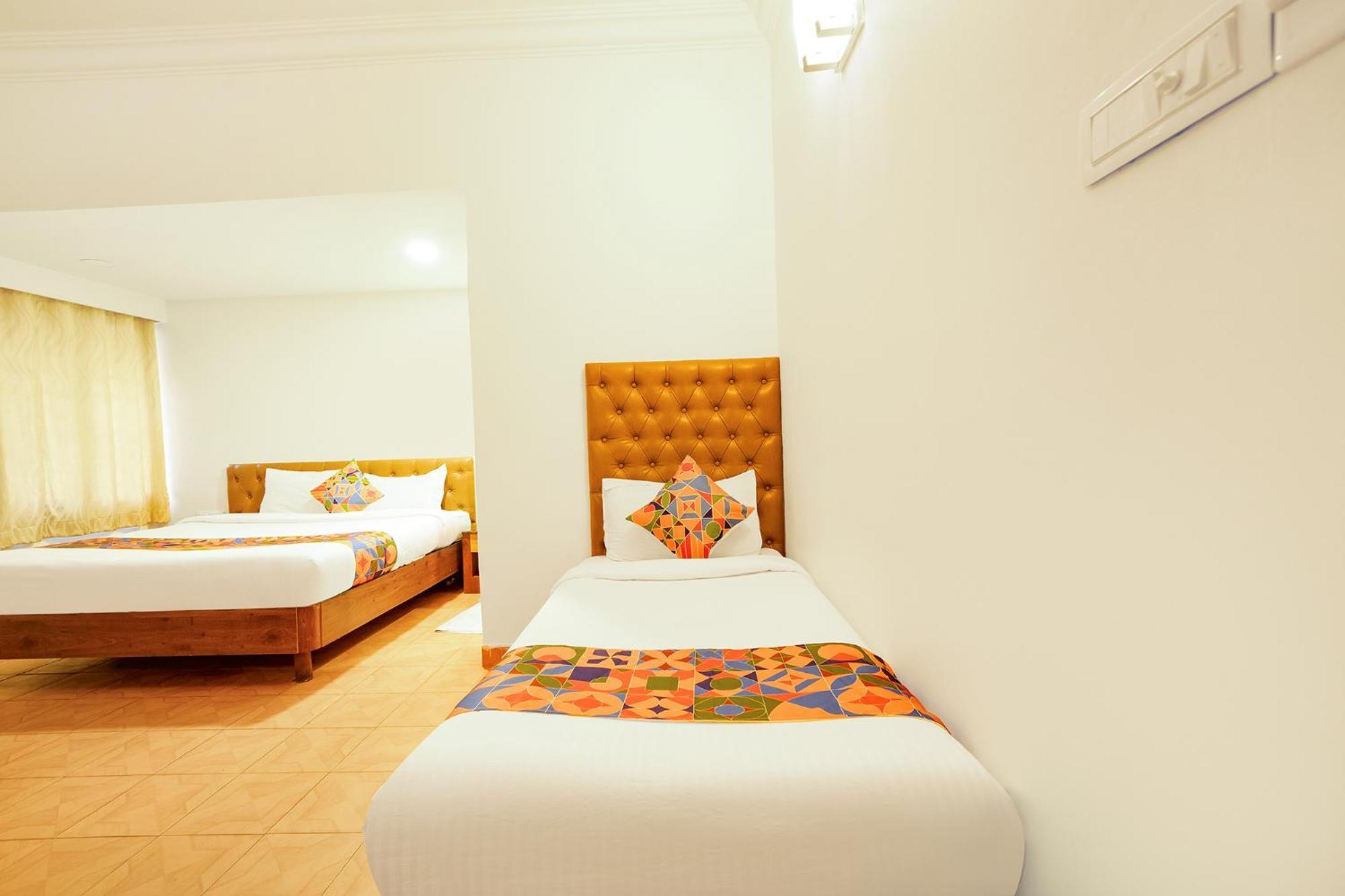 Hotel Fabhotel Royale Basant Residency - Gandhinagar Bangalore