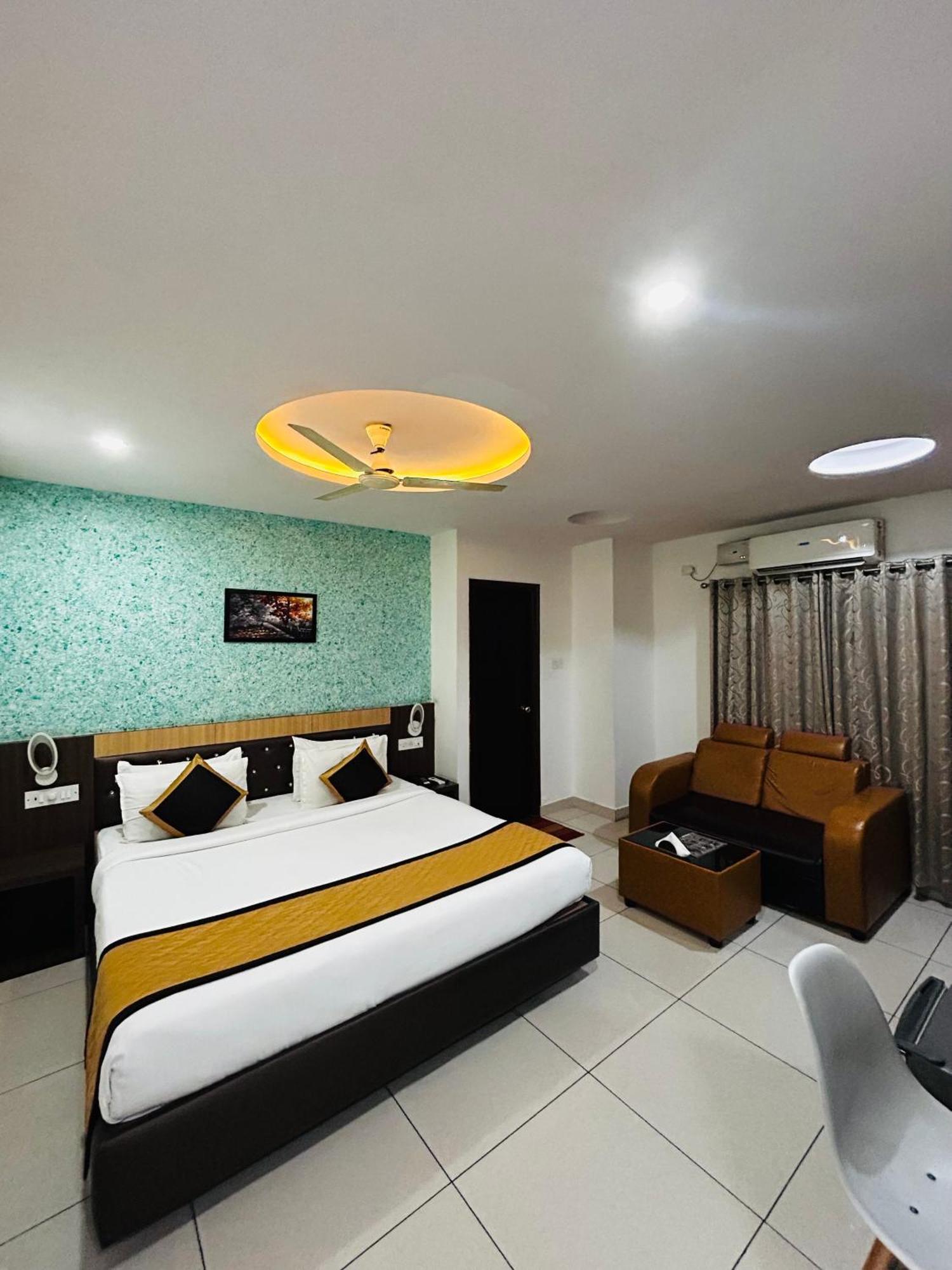 The Porch Hotel/service Hotel 3*
