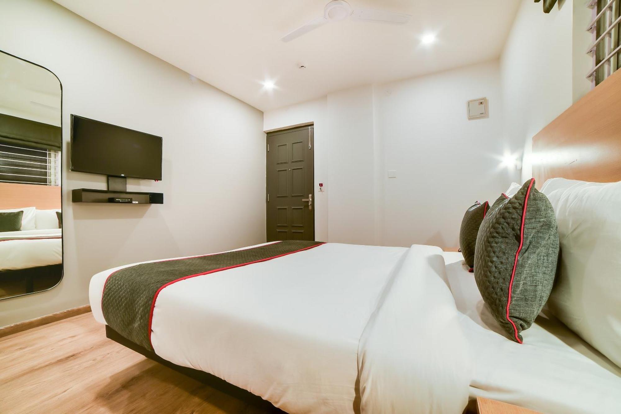 Super Townhouse Sarjapur Near Bellandur 4*