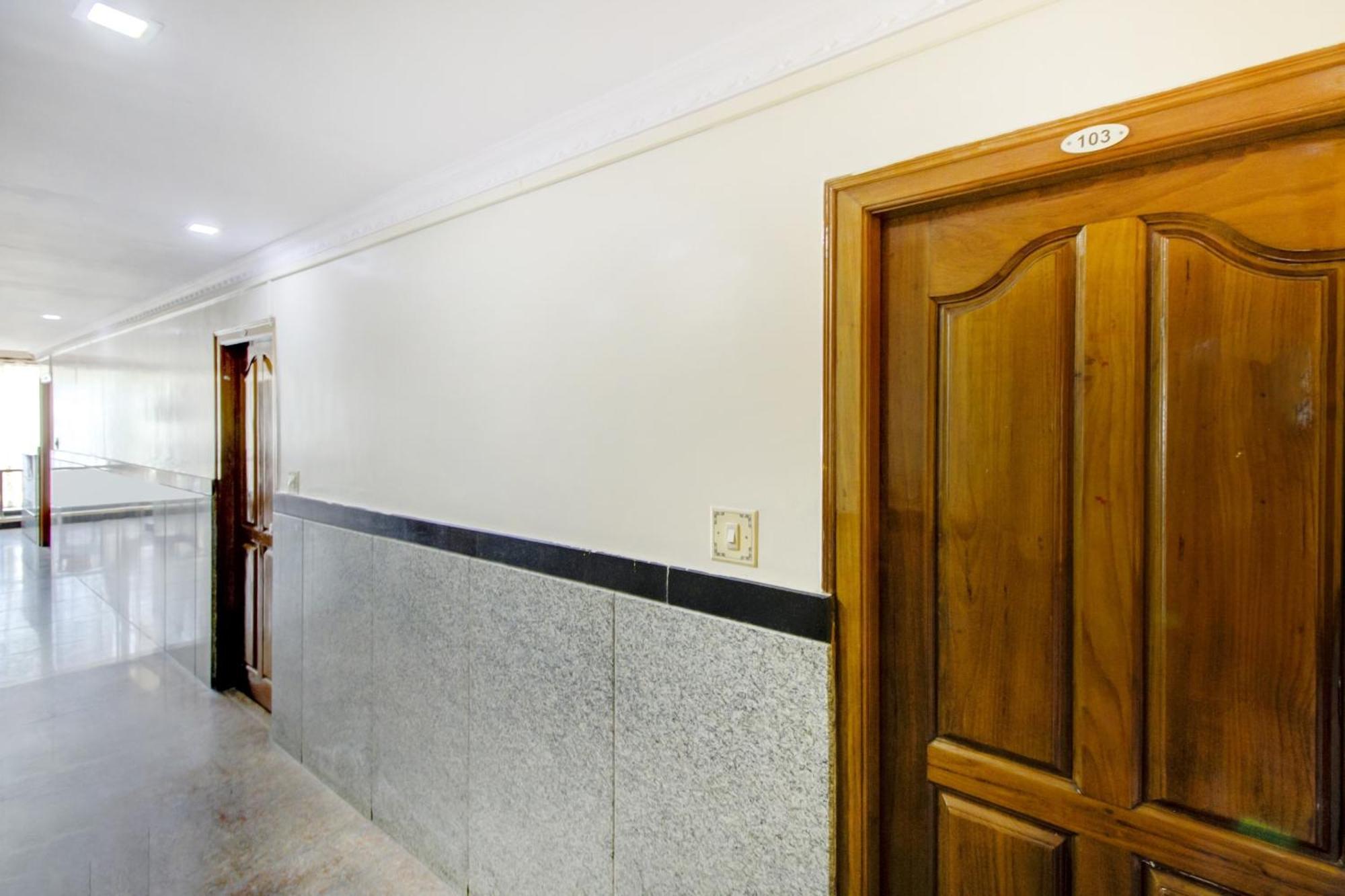 Oyo Vijay Residency Bangalore