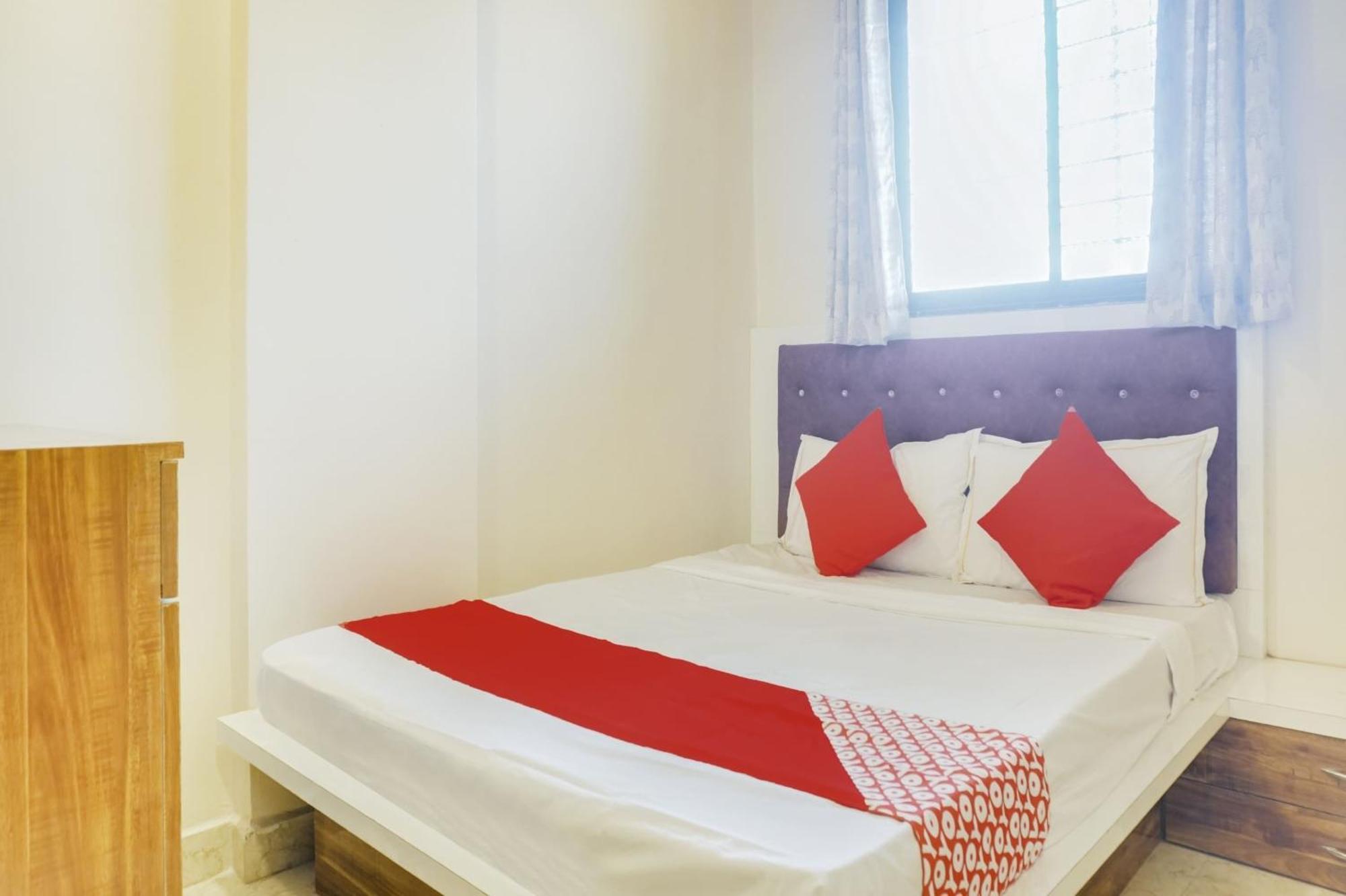 Oyo Vijay Residency Hotel