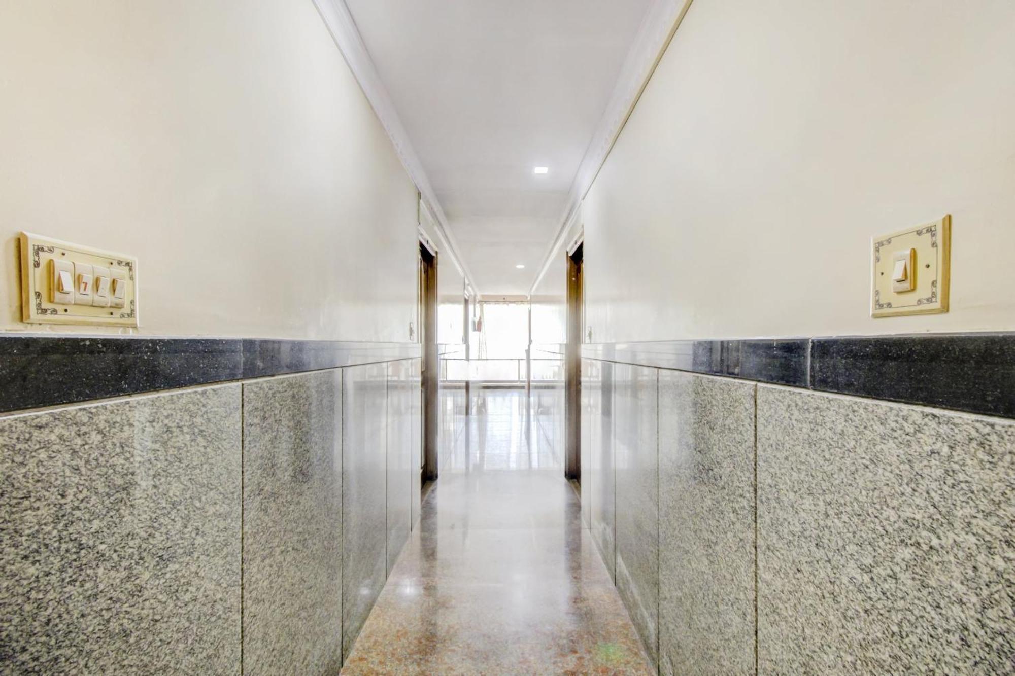 Hotel Oyo Vijay Residency
