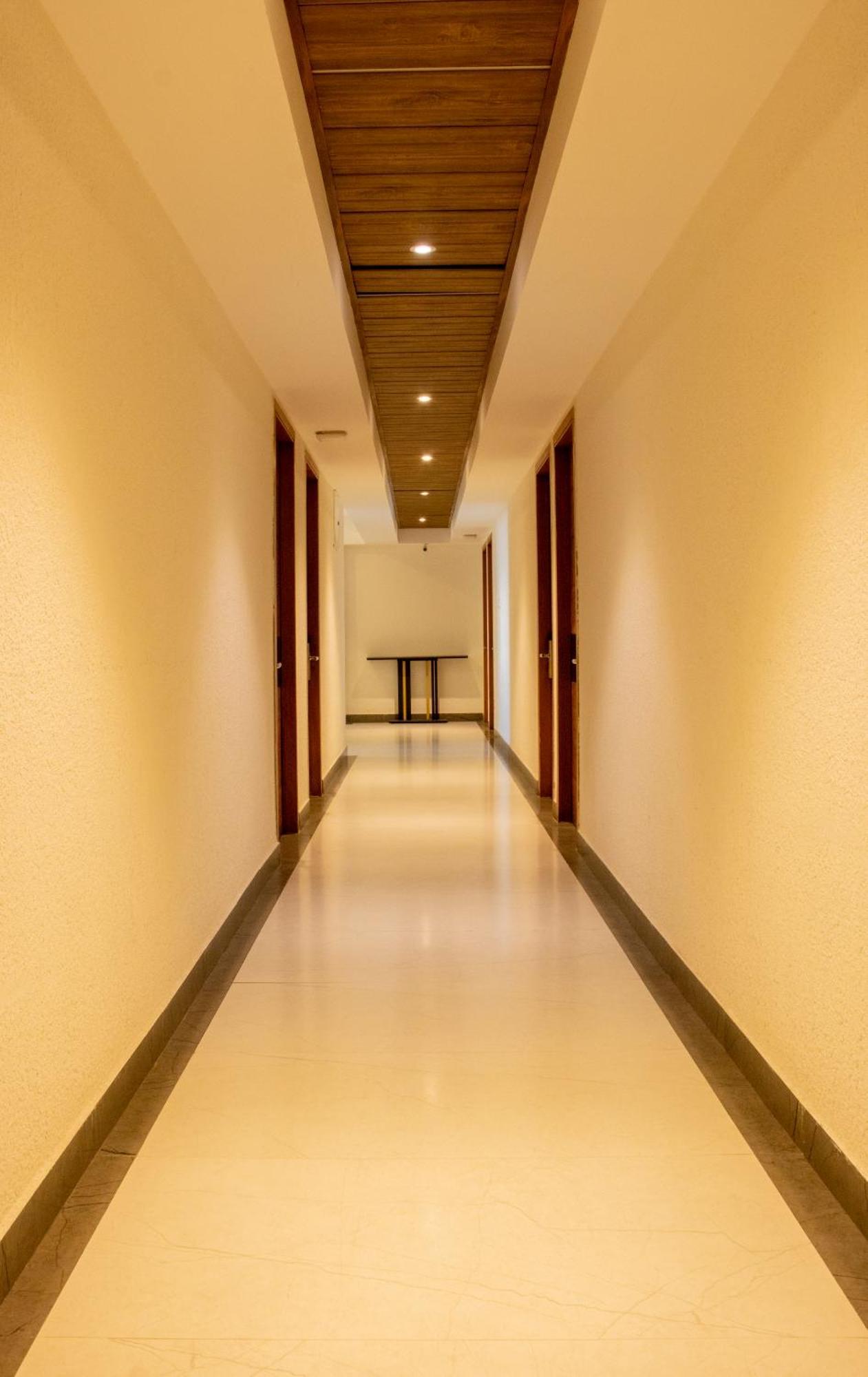 Hypons Hotel *