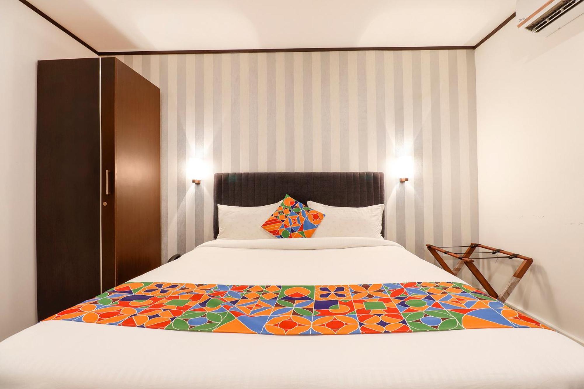 Hotel Fabhotel Park - Indiranagar