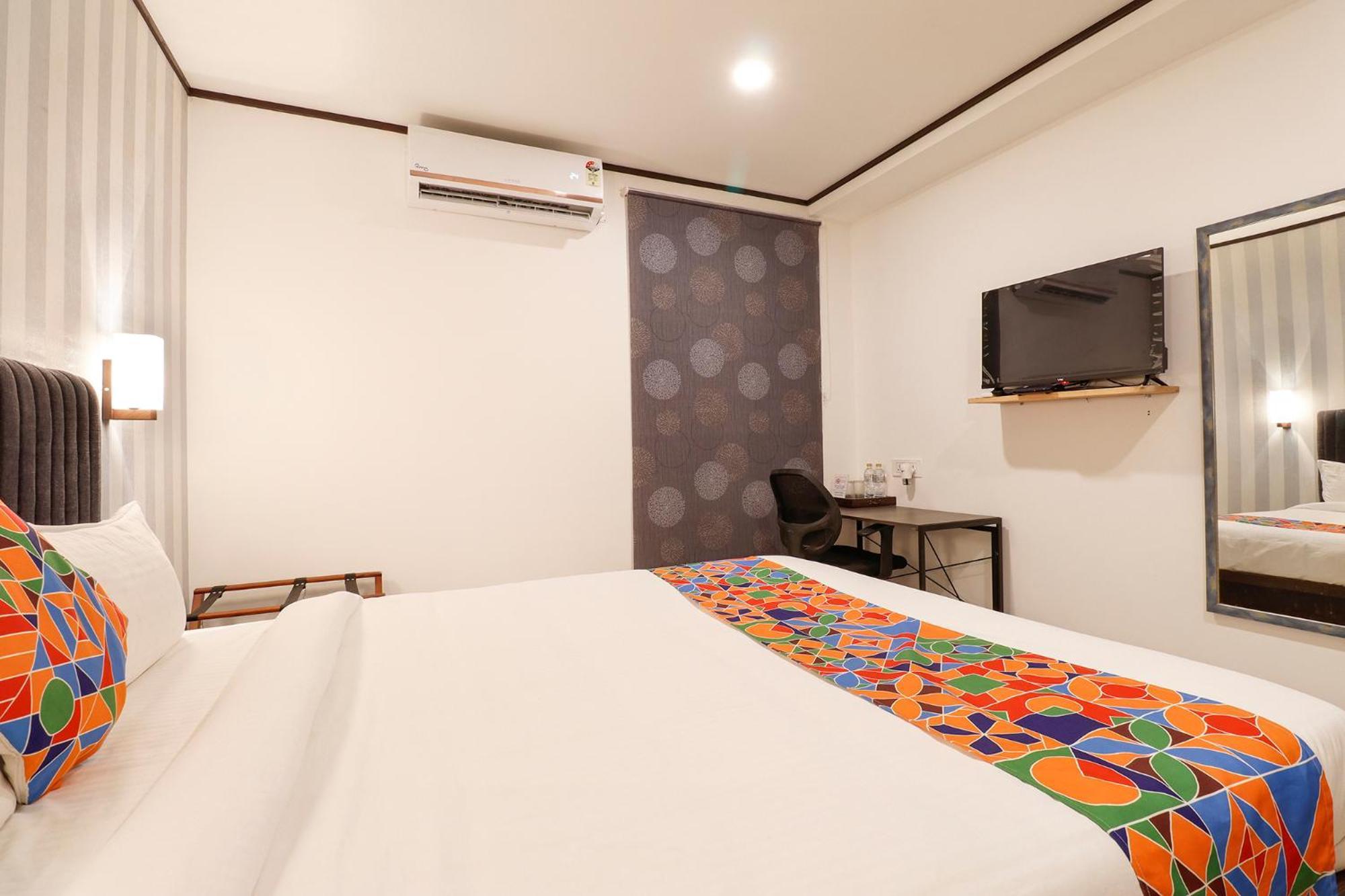 Fabhotel Park - Indiranagar Hotel