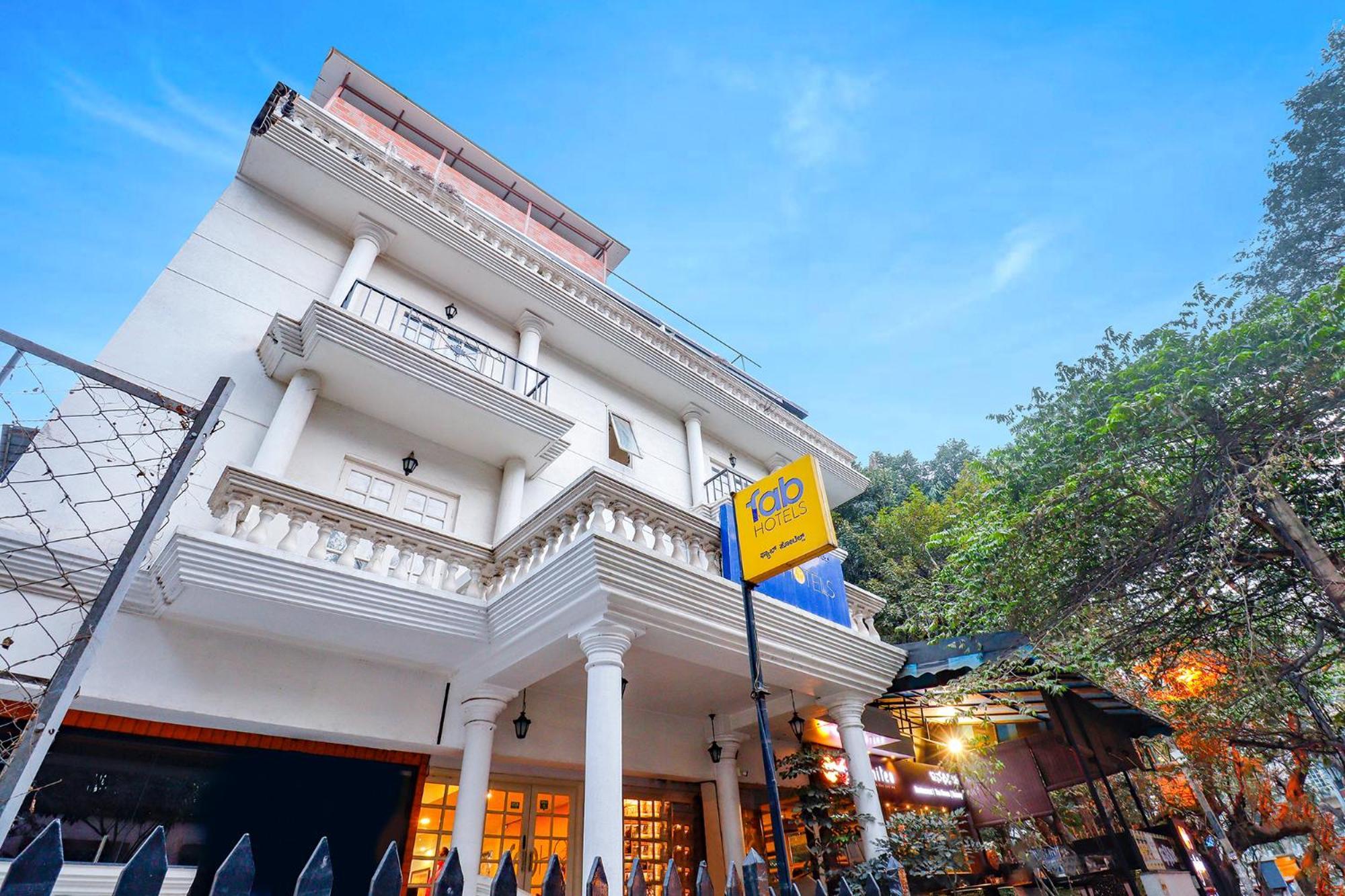 Fabhotel Park - Indiranagar Hotel 3*