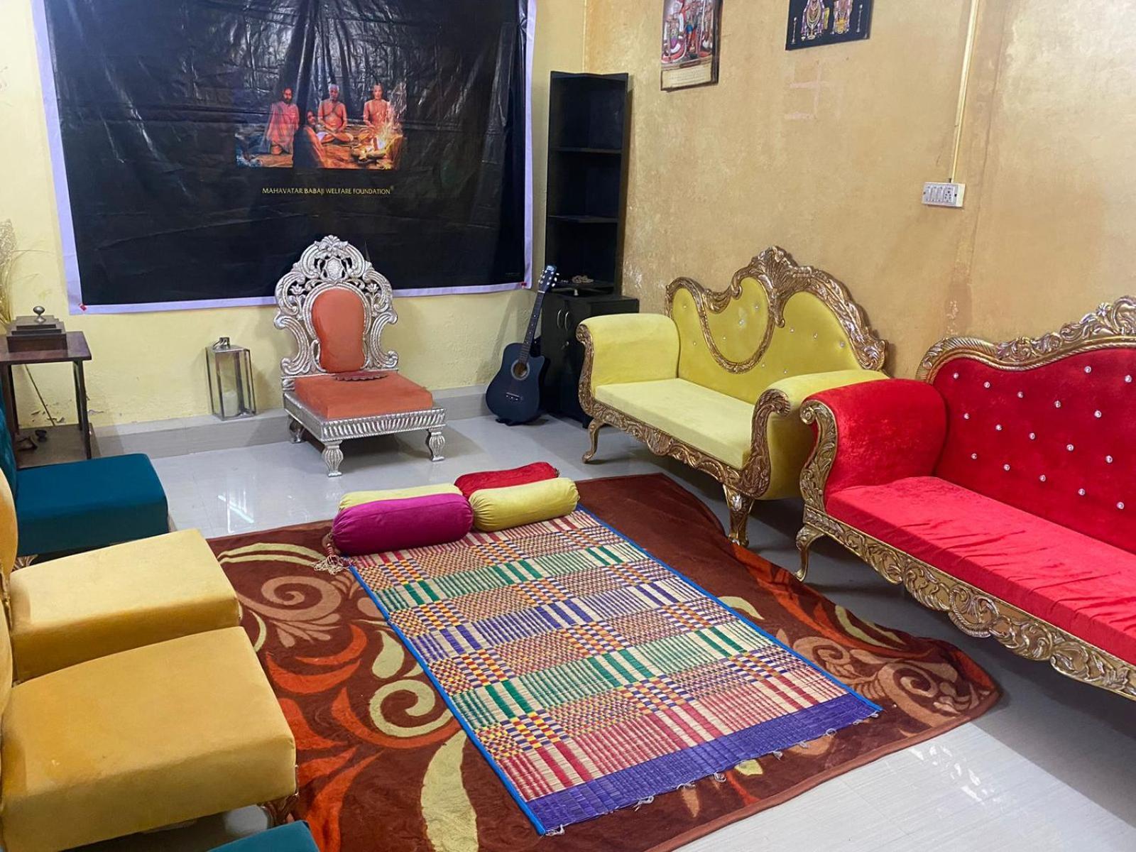 Mahavatar Babaji Royal Homestay * Bangalore
