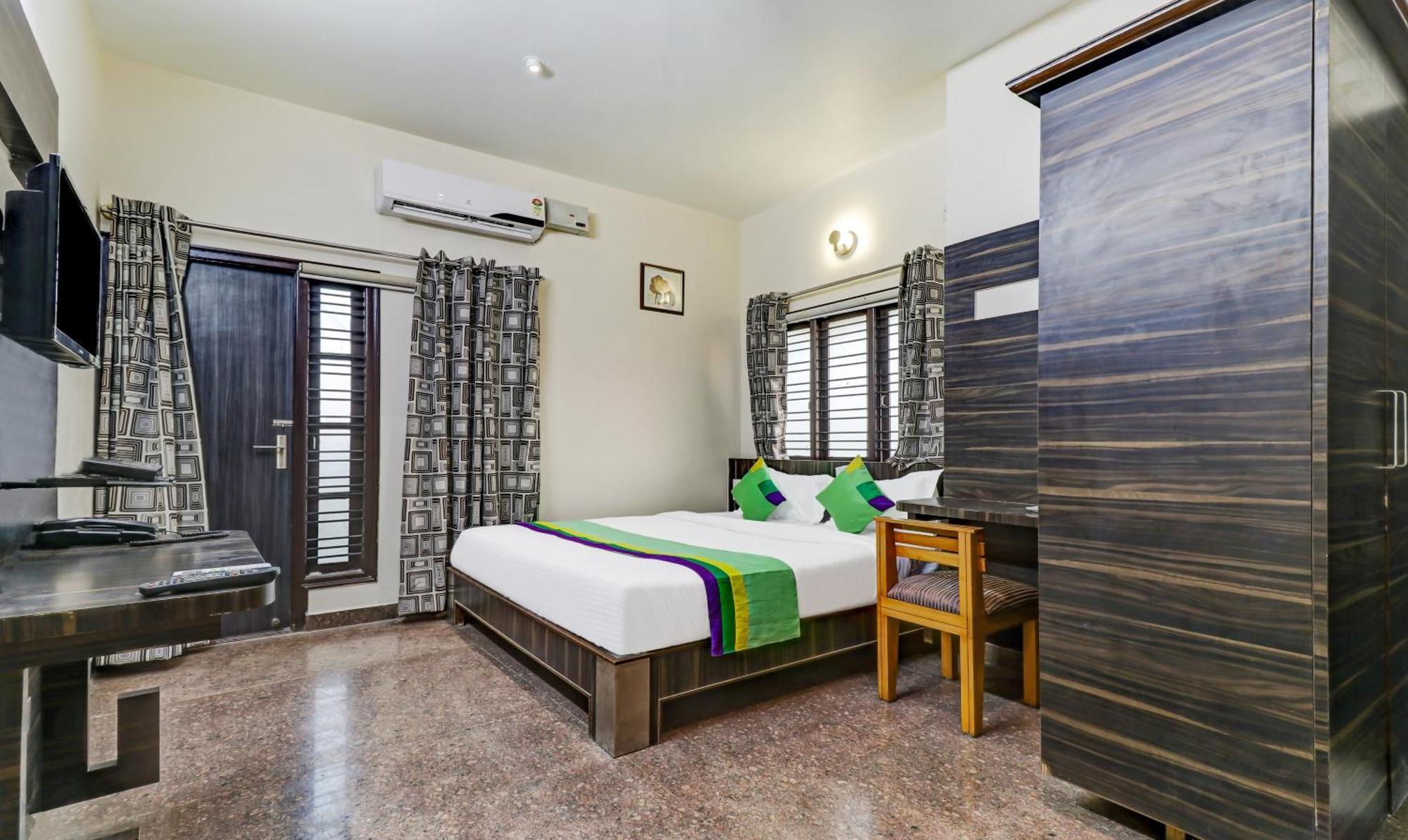 Hotel Treebo Trend Coastal Grand 3*