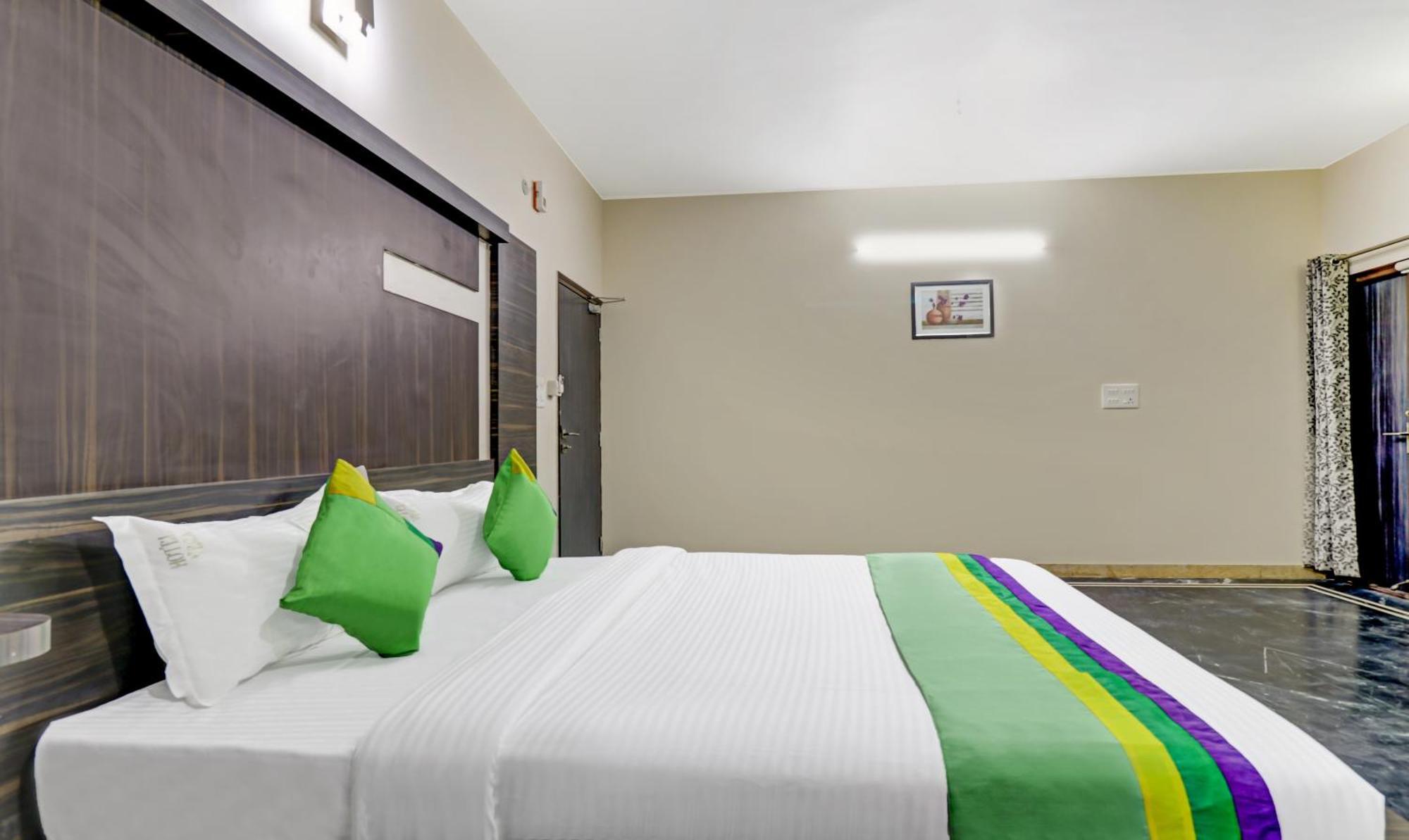 Hotel Treebo Trend Coastal Grand Bangalore
