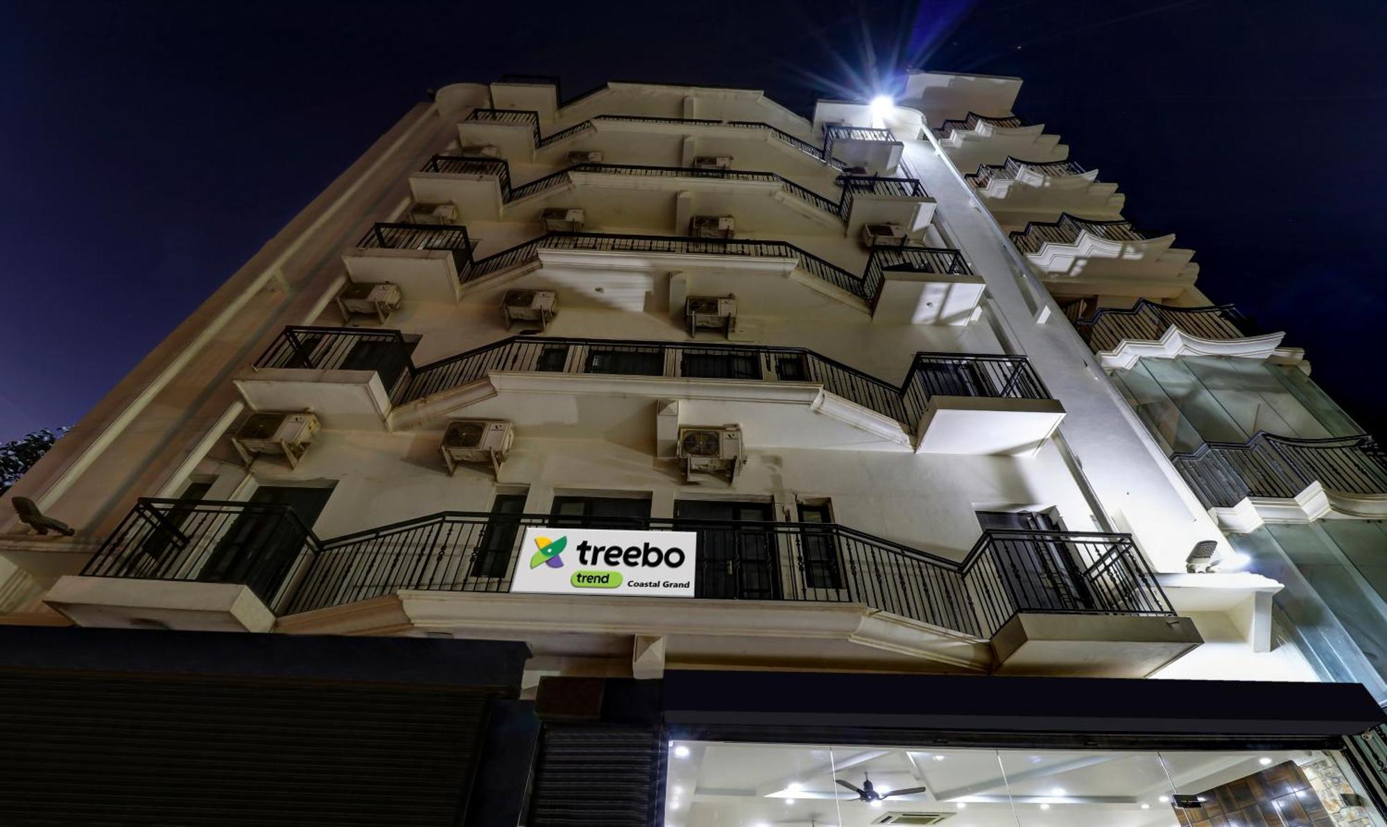 Treebo Trend Coastal Grand Hotel 3*
