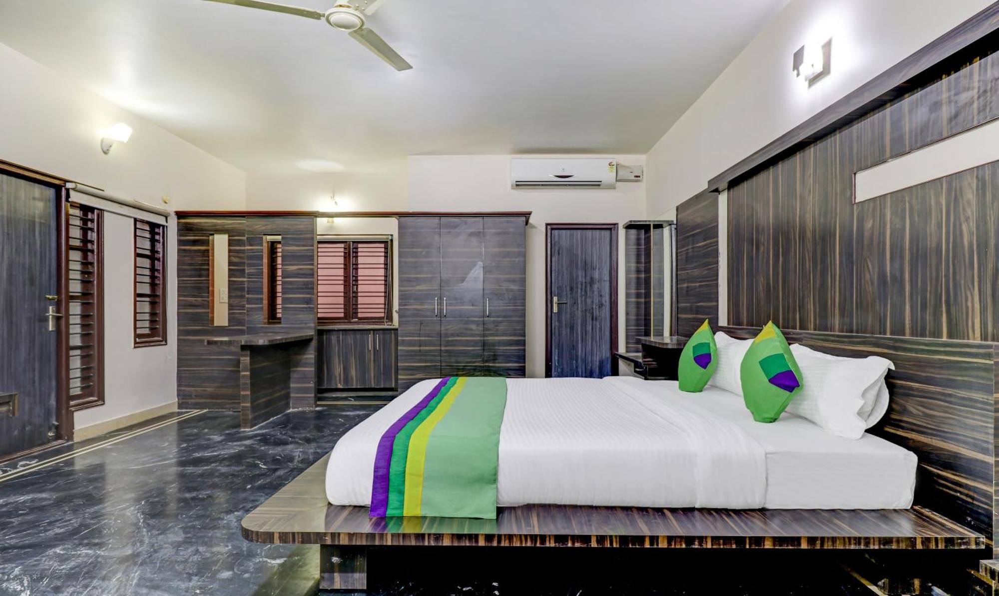 Treebo Trend Coastal Grand Bangalore