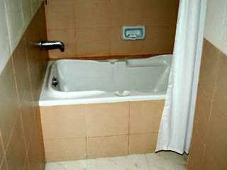 Aj International Hotel Bangalore
