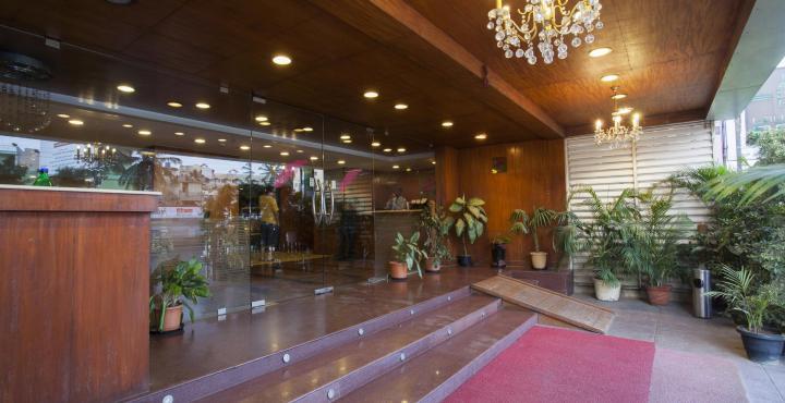 Hotel Shilton Royale