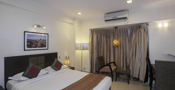 Shilton Royale Hotel 3*