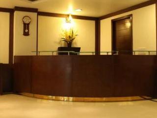 Brunton Heights Executive 3*