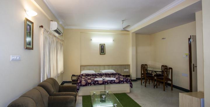 Oyo 4606 Maple Hotel