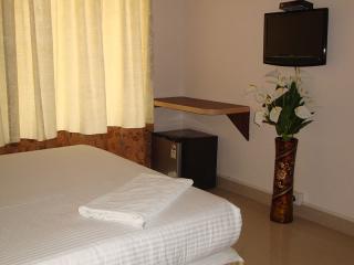 Raj Comforts -golf View Hotel Bangalore