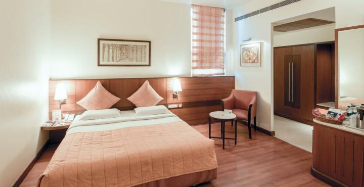 La Sara Grand 3* Bangalore