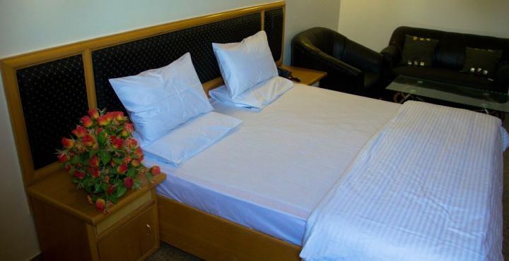 Hotel Oyo 539 Pearl Bangalore