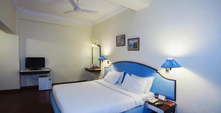 Nalapad's International Hotel 4*