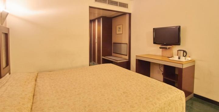 Hotel Dr Rajkumar International Bangalore