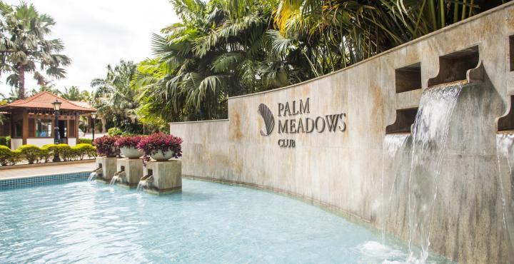 Resort Palm Meadows