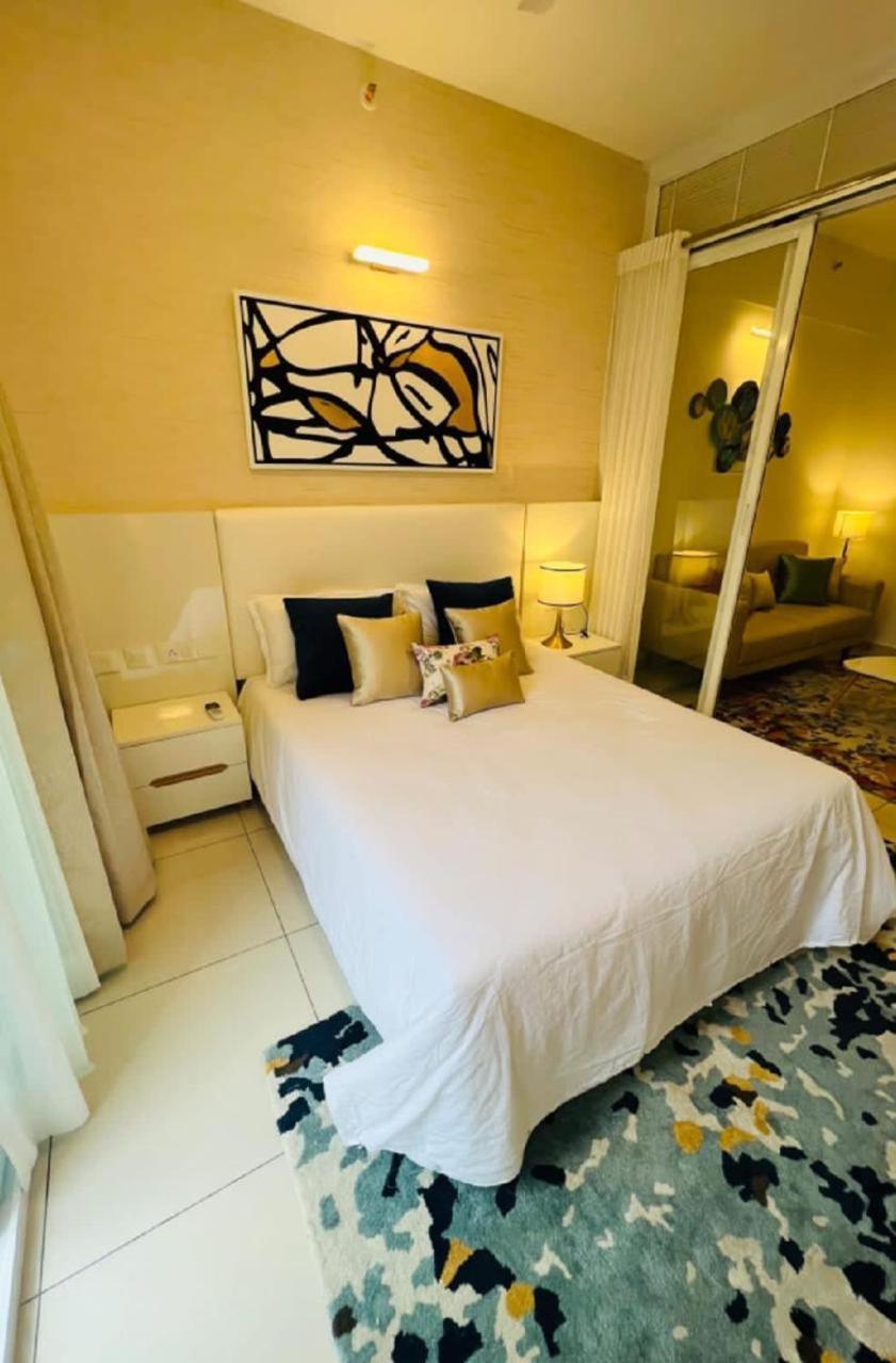 Spacious 1bhk Next To Aster Hospital Apartment