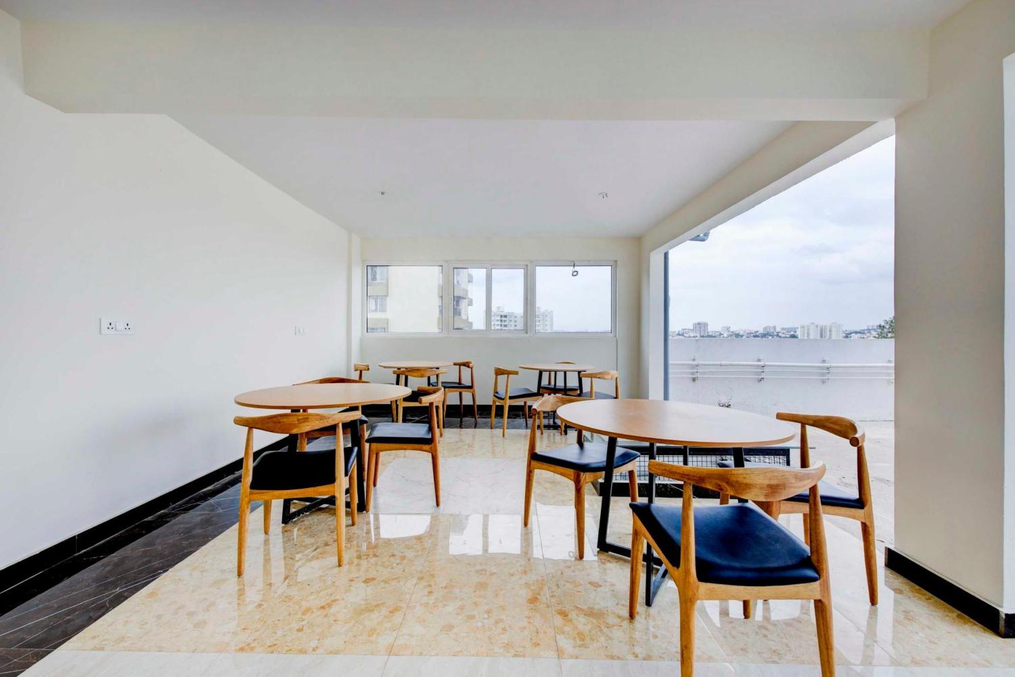 Hotel Super Collection O Royal Elevar 4*