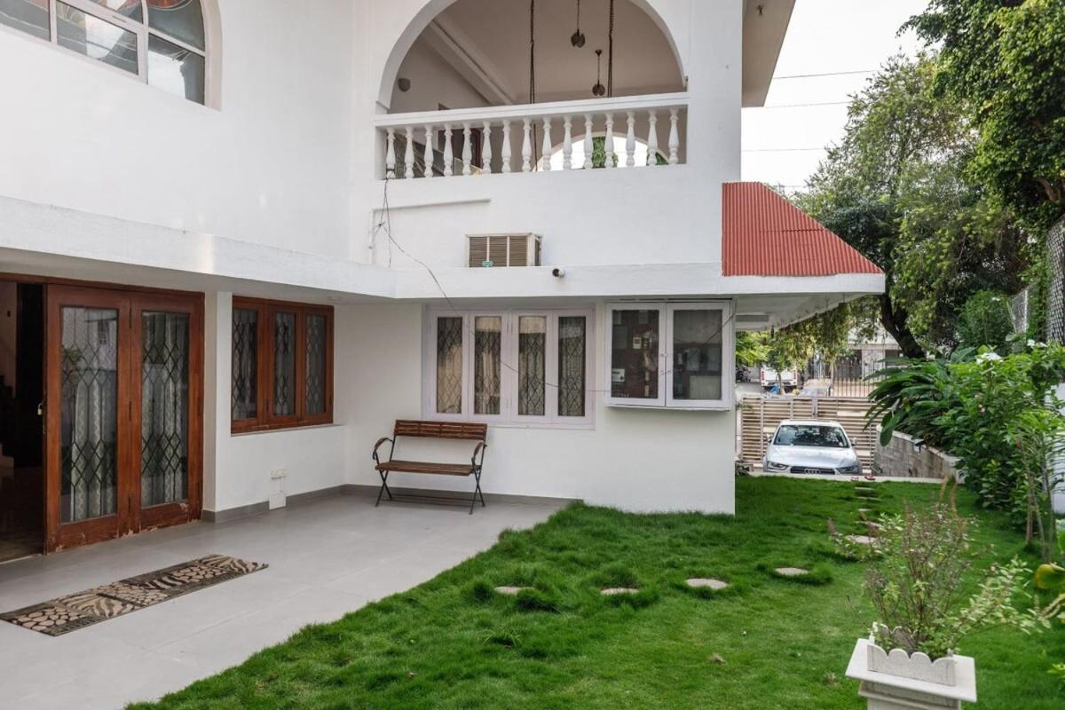 Villa Westside Bungalow By Jadecaps Nr Wtc Rajajinagar *