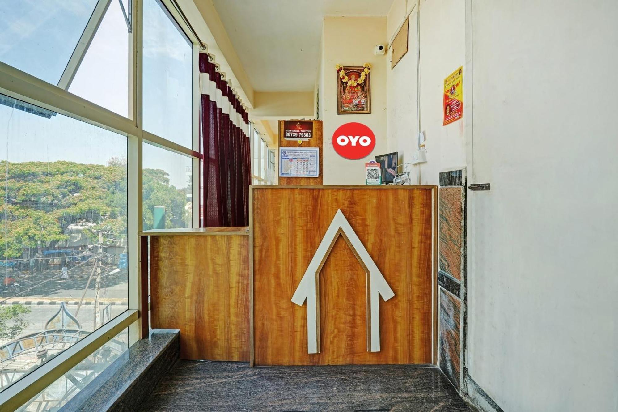 Hotel O Chalukya Comforts 3*