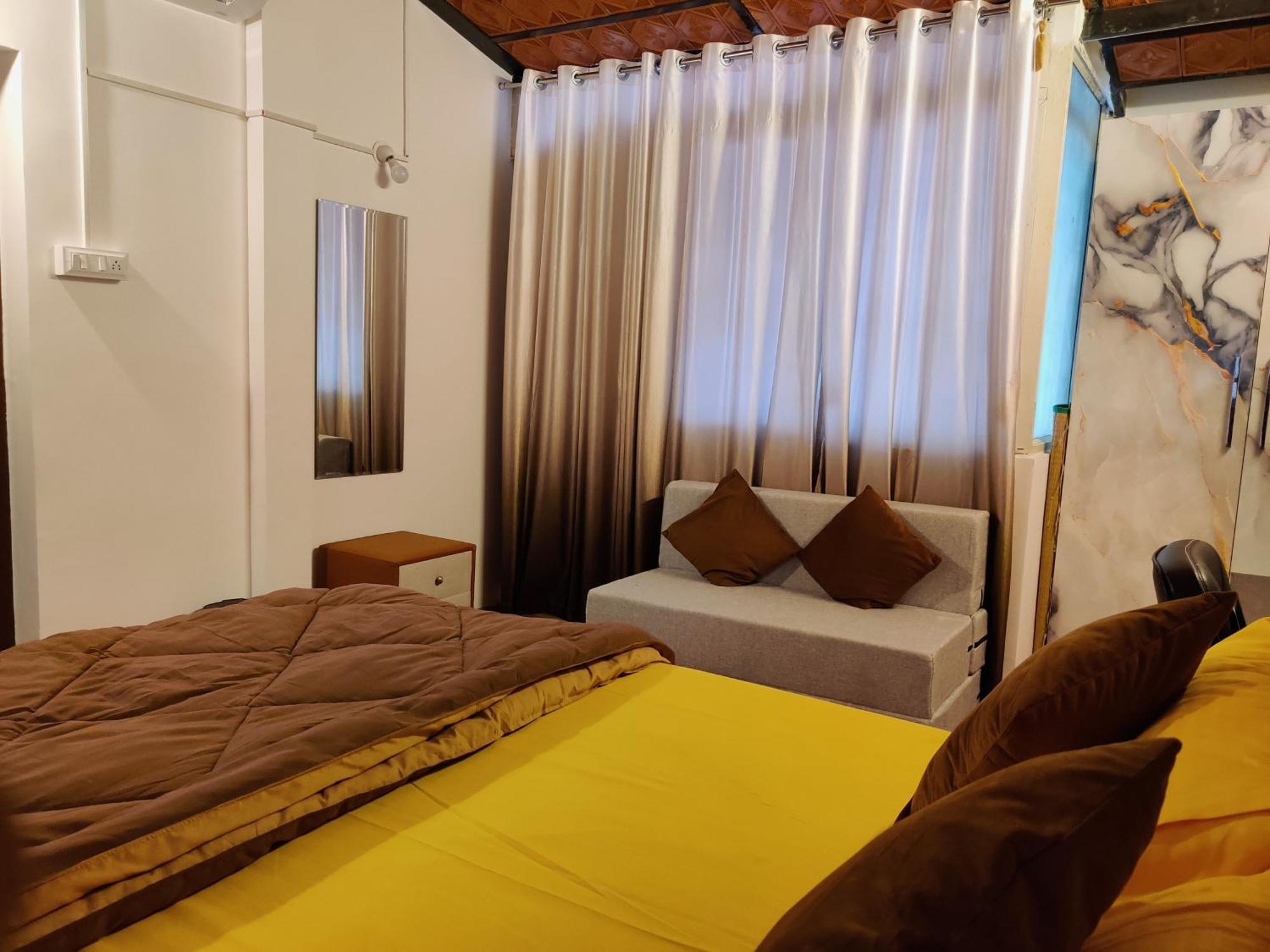 The Rustic Manor - Homestay Bangalore