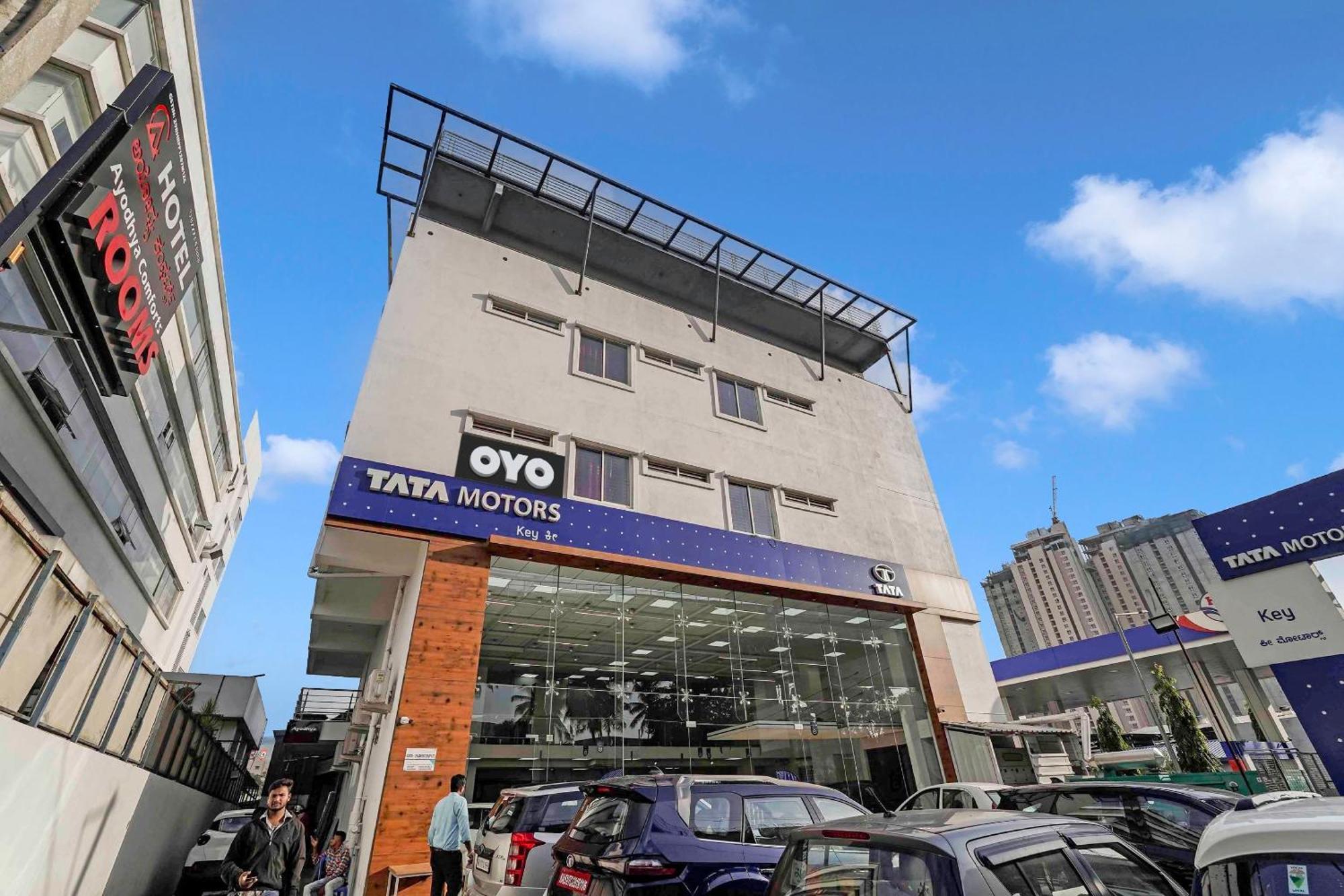 Oyo Flagship Ayodhya 3*