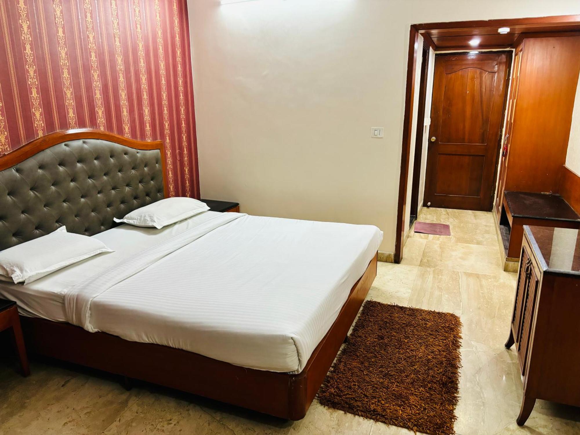 Chetan International 3* Bangalore