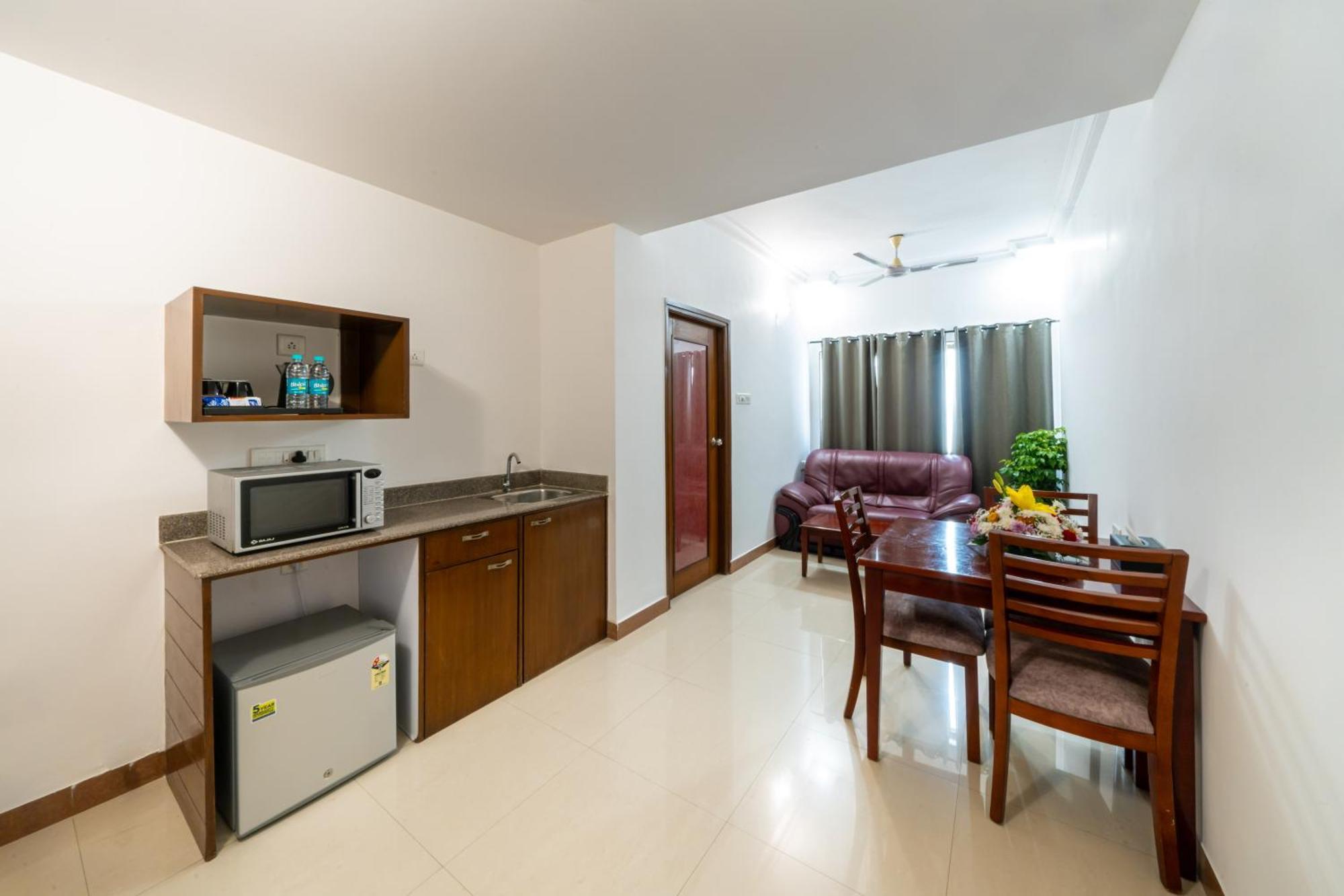 Midtown Marathahalli Hotel