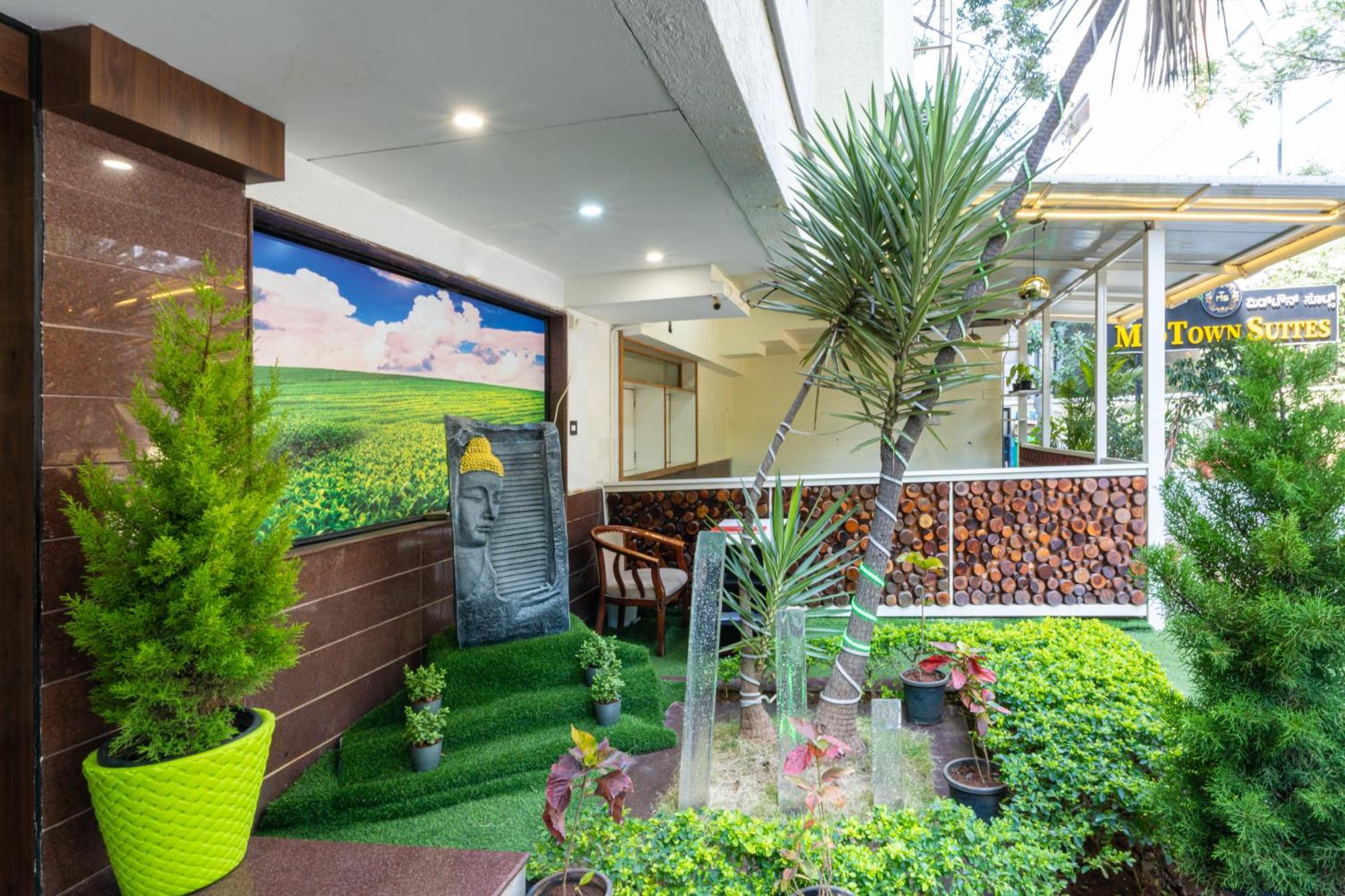 Hotel Midtown Marathahalli 3*
