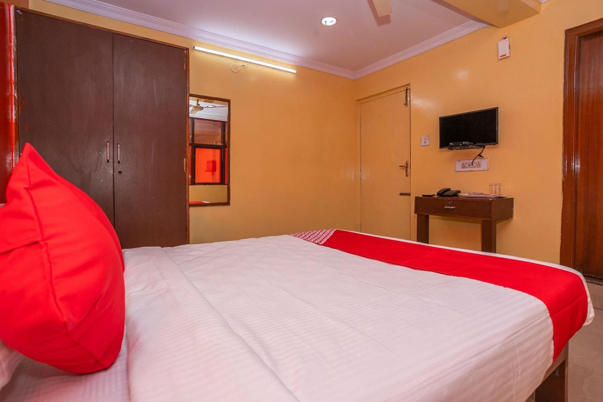 Hotel O Royal Near Iskcon Temple Bangalore