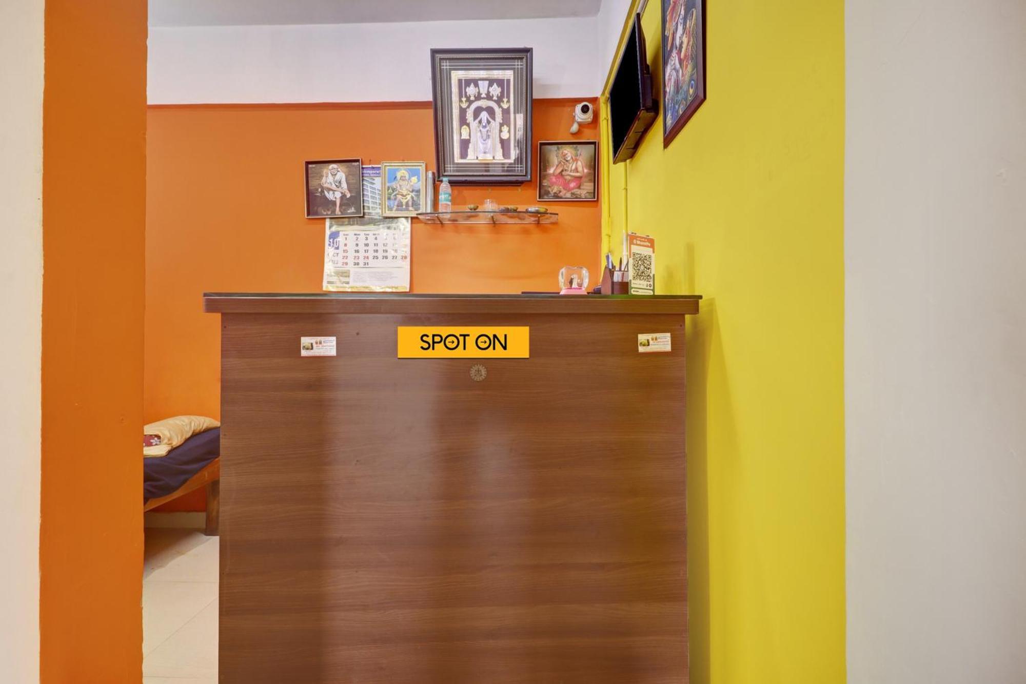 Spot On Sri Ranganatha Boarding & Hotel