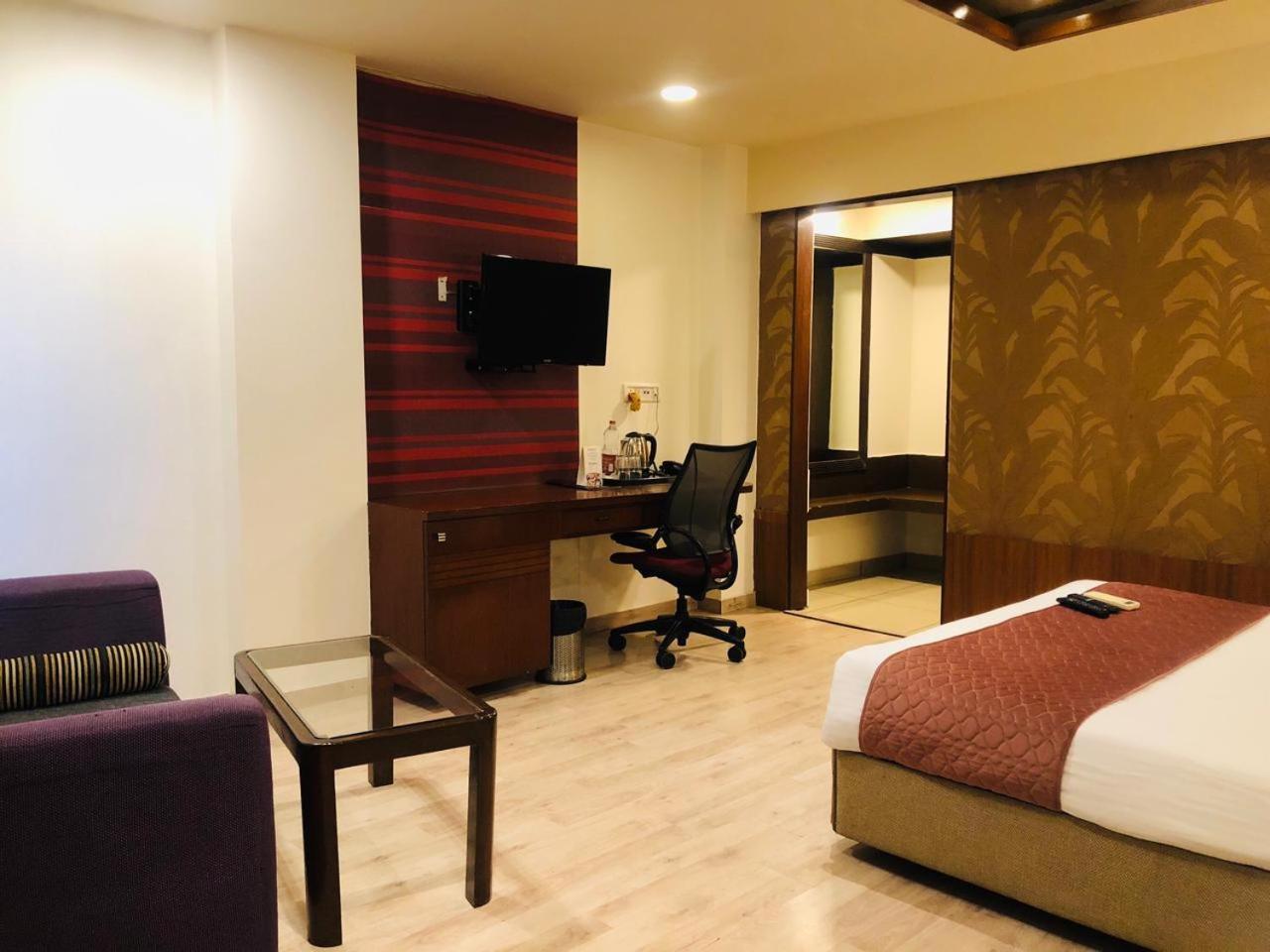 Astra & - Kadubeesanahalli ,opposite Oracle And Jp Morgan, Marathahalli Outer Ring Road Hotel