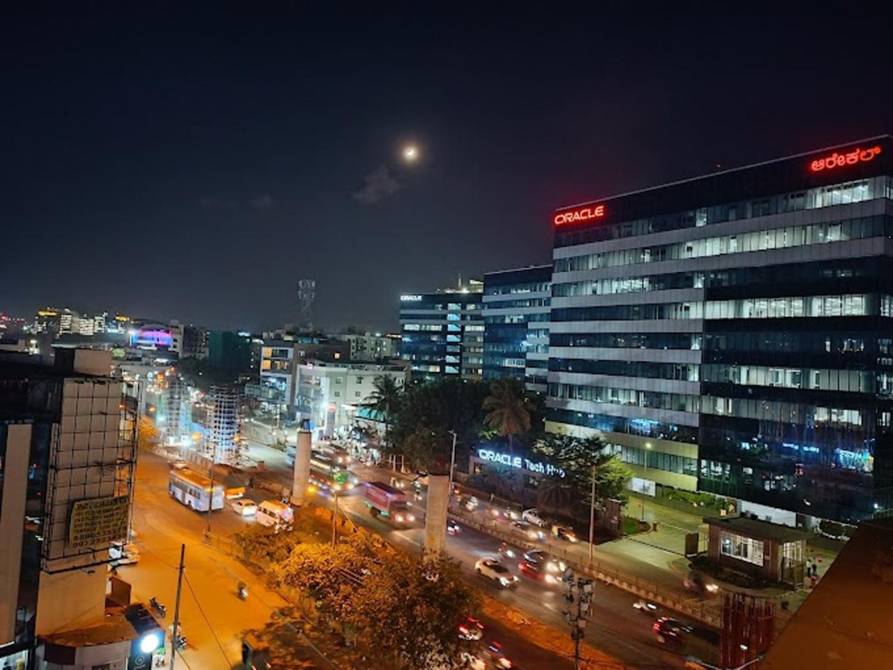 Astra & - Kadubeesanahalli ,opposite Oracle And Jp Morgan, Marathahalli Outer Ring Road 3* Bangalore