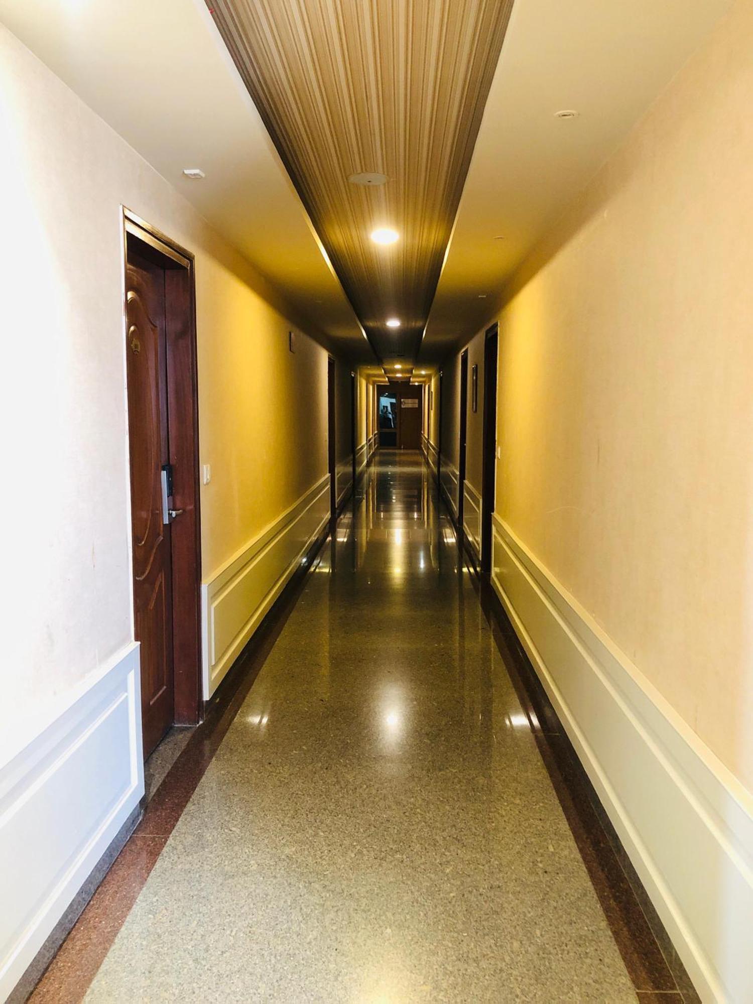 Hotel Astra & - Kadubeesanahalli ,opposite Oracle And Jp Morgan, Marathahalli Outer Ring Road 3*