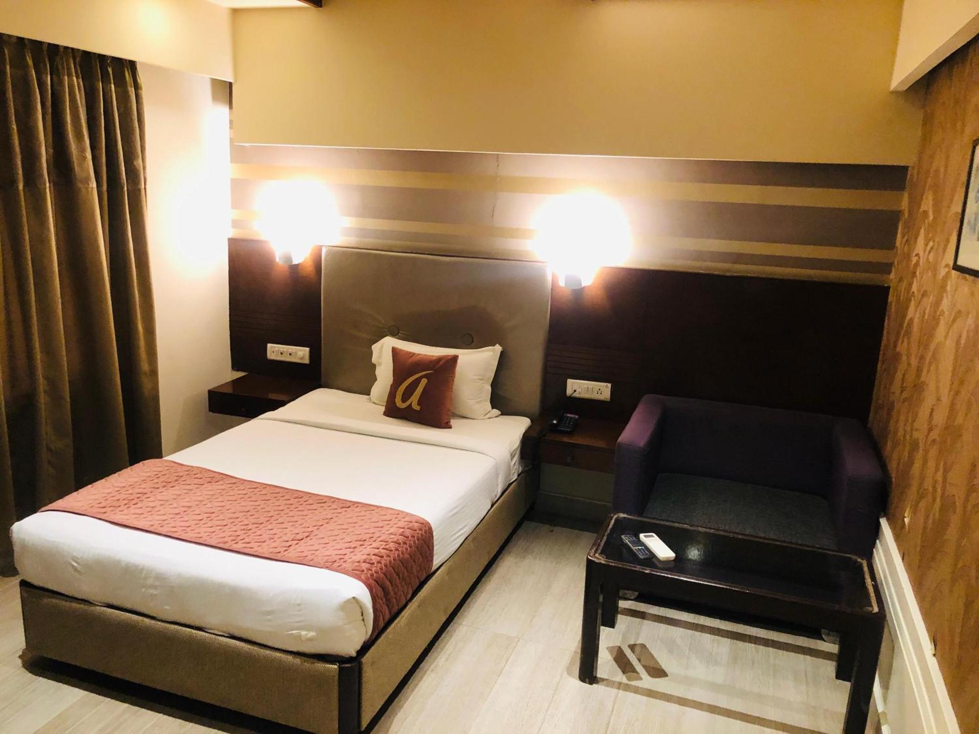 Hotel Astra & - Kadubeesanahalli ,opposite Oracle And Jp Morgan, Marathahalli Outer Ring Road Bangalore