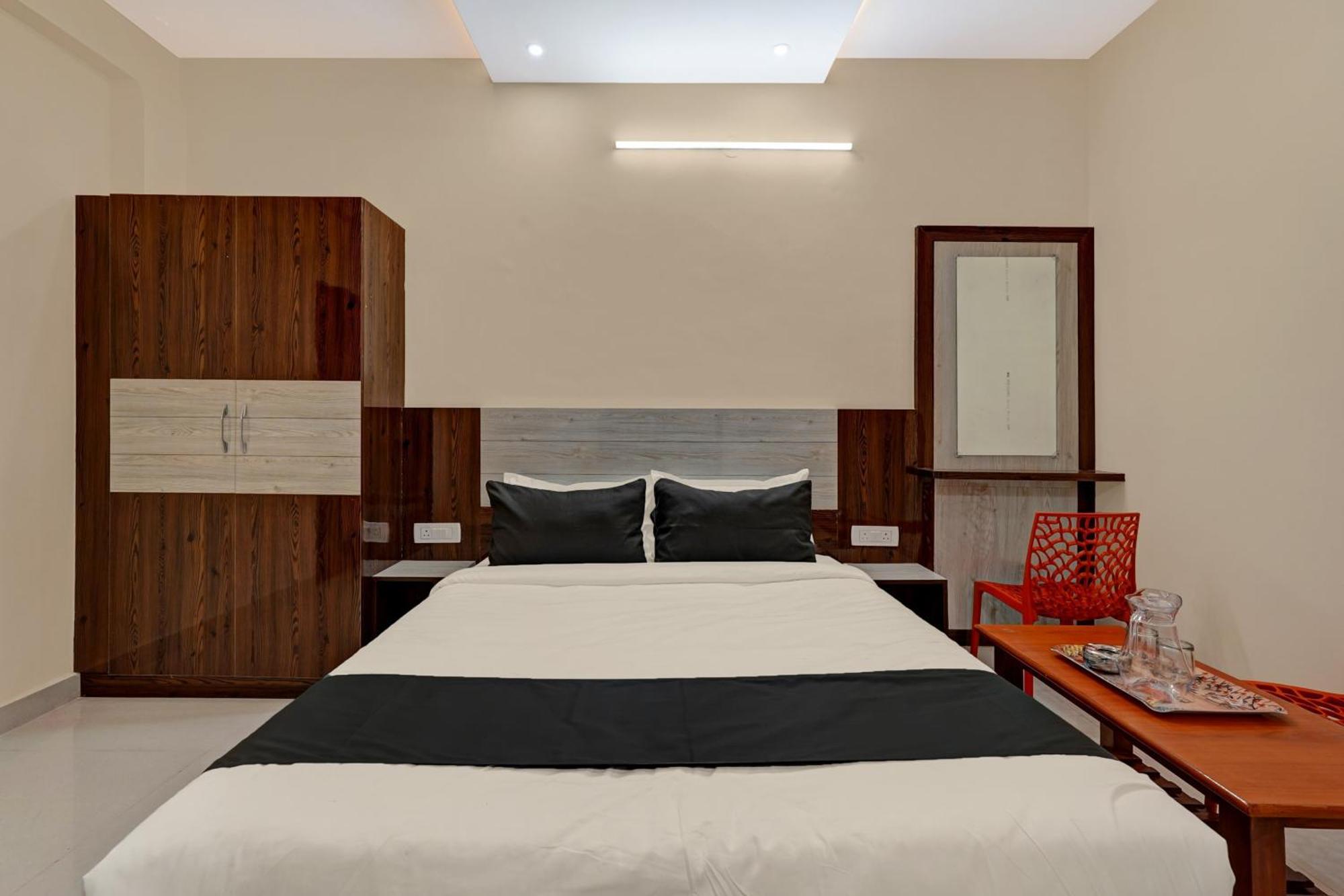 O Galaxy Residency Hotel