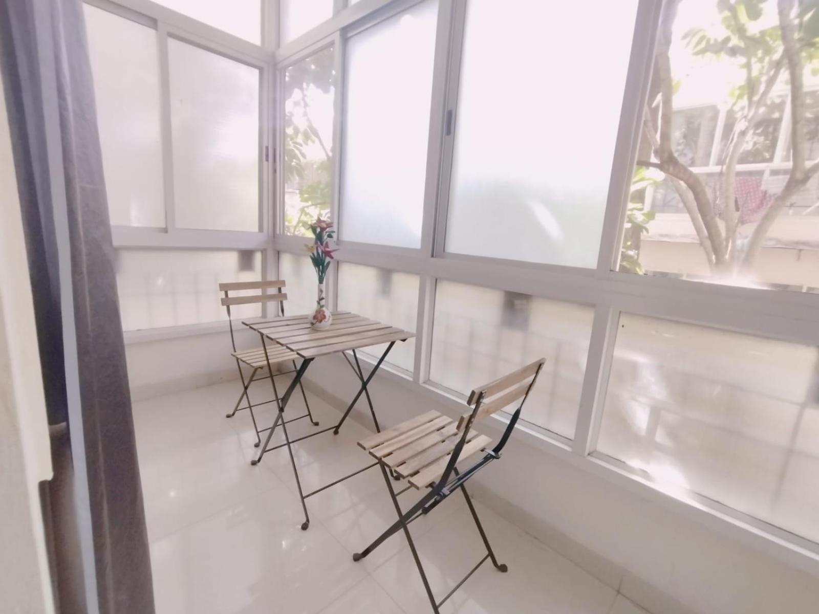 Homestay Amazistay Offers Posh For Two With Private Balcony & Bathroom & Tv, Traveller, With Shared Jacuzzi Paid Access Near Brigade Senate Bangalore