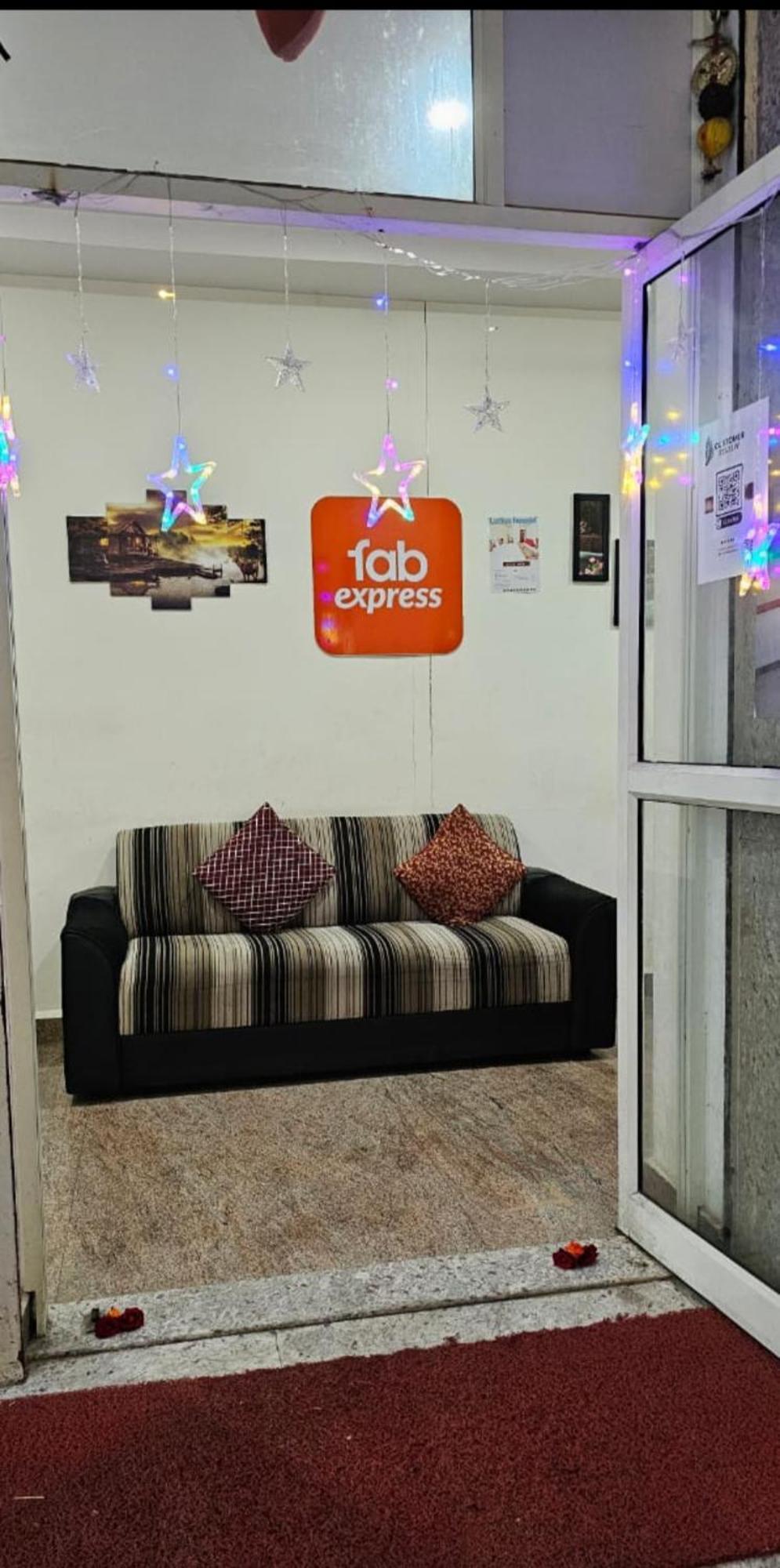 Lutino Homes Opposite To D Mart Ramurthynagar 4* Bangalore