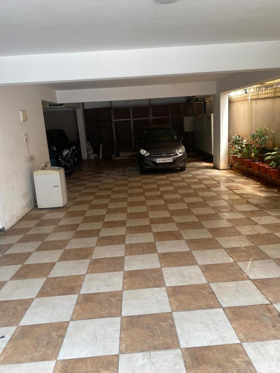 Hotel Cocoon - Kalyan Nagar 3*