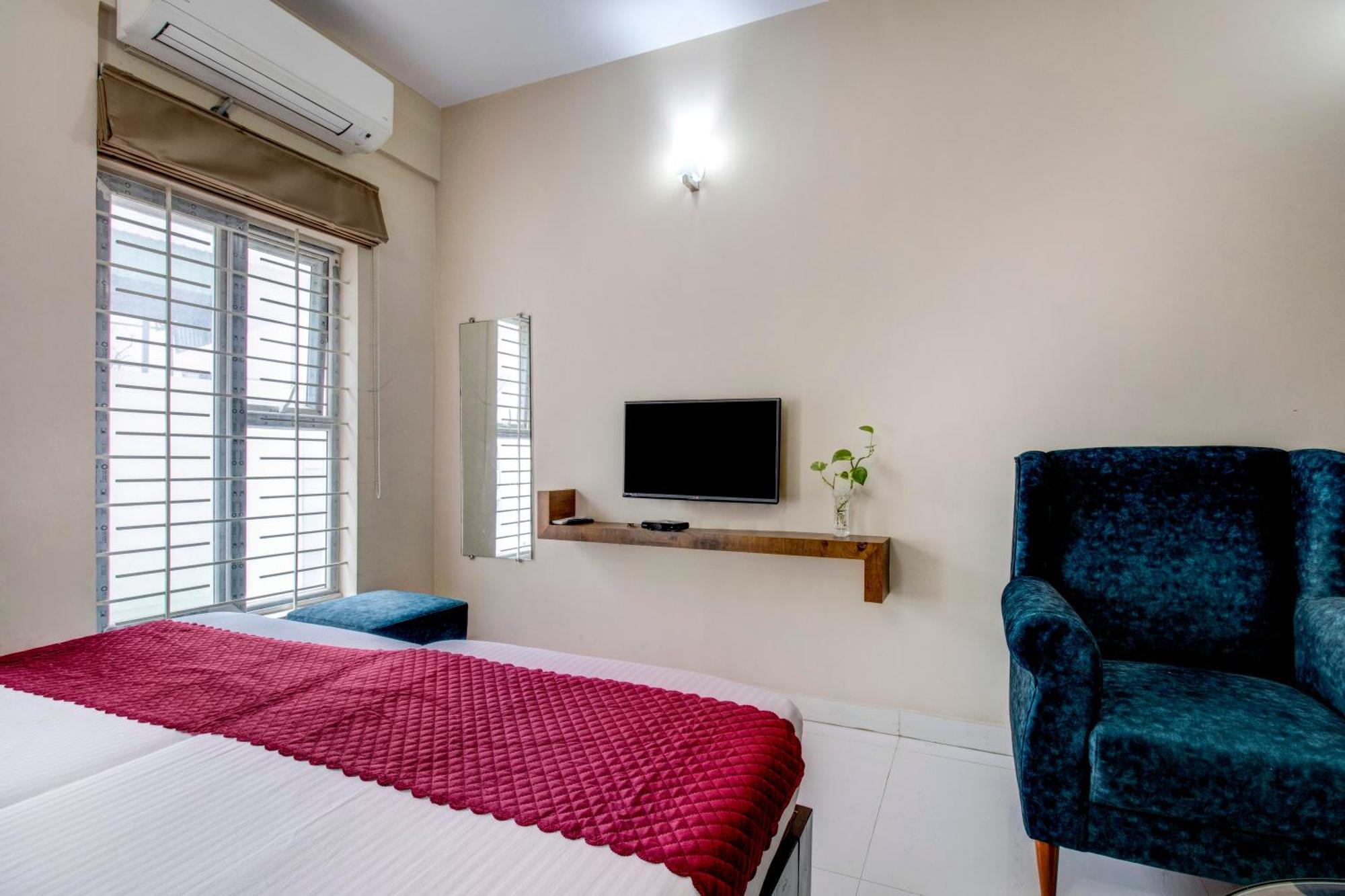 Hotel Cocoon - Kalyan Nagar 3*