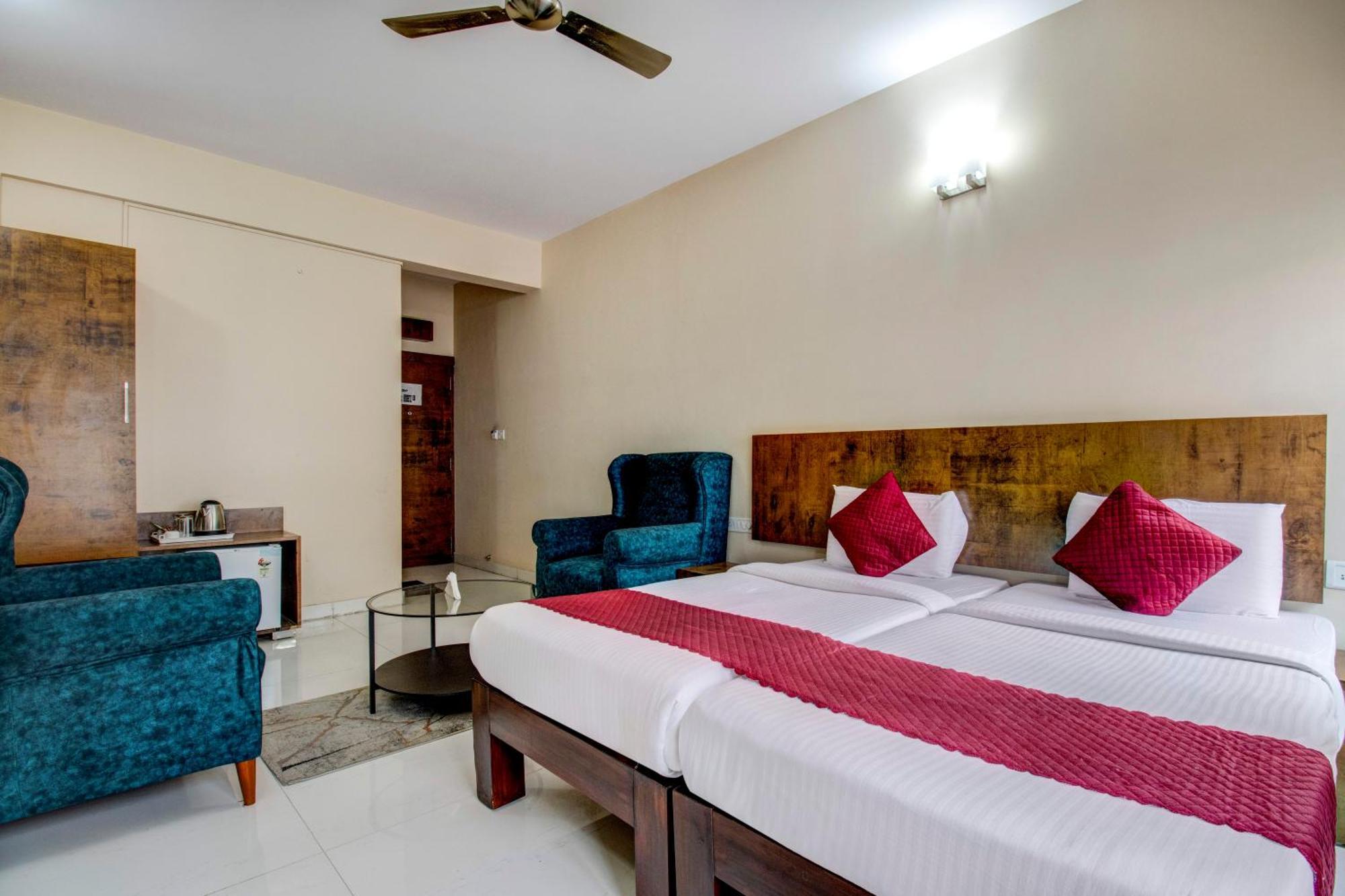 Cocoon - Kalyan Nagar Hotel 3*