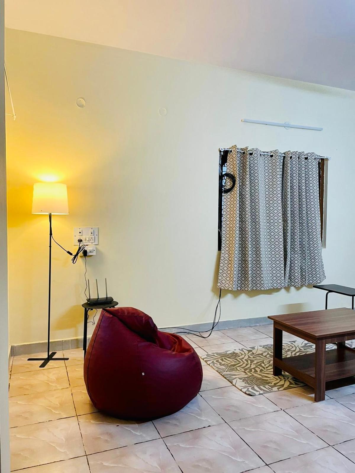 Tranquil Terrace Apartment *
