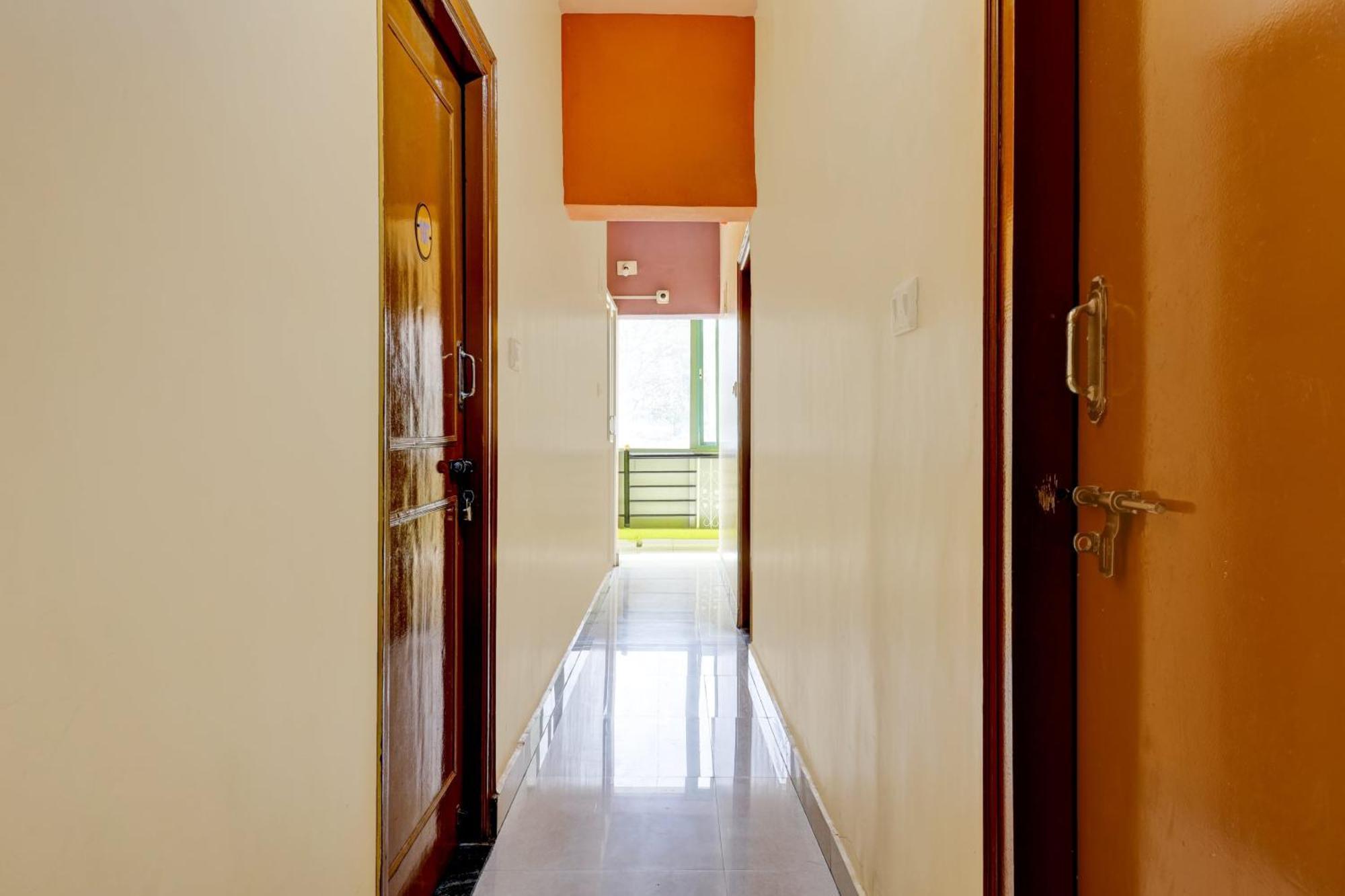 Collection O Waiterly Boarding & Bangalore